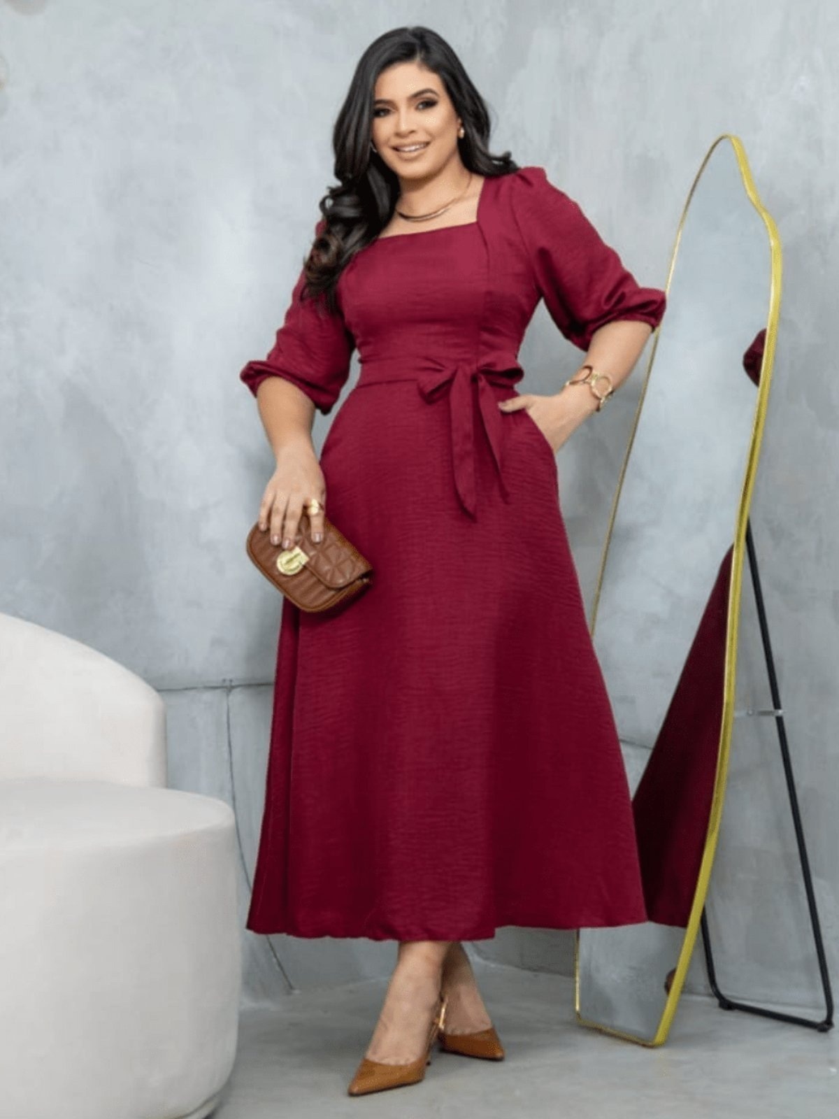 Imagem principal Vestido Midi Soltinho Manga 3/4 Elegante Social Moda Evangélica Marsala Sarah Cristina Brand marrom