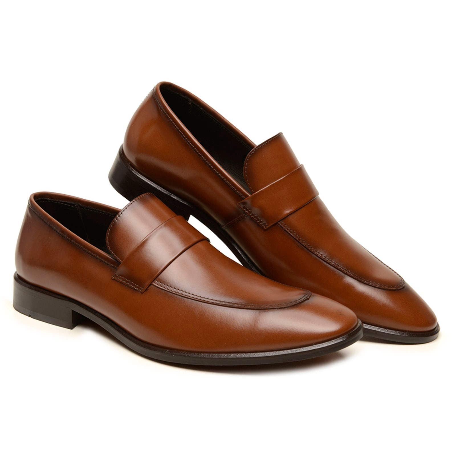 Imagem principal Sapato Masculino Social Veritimo Mocassim Sola de Couro Bico Alongado Clássico Liso Whisky Veritimo marrom