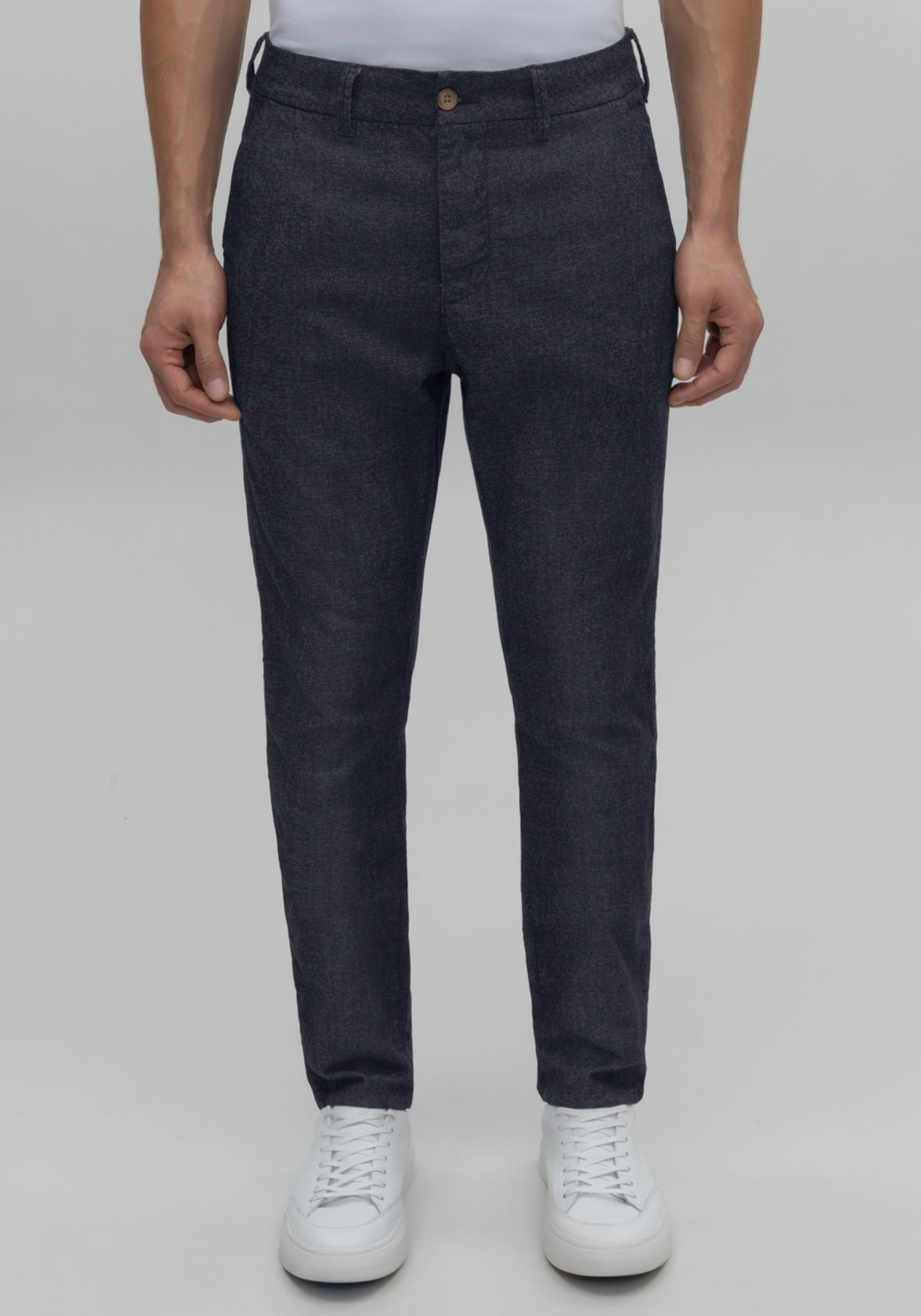 Imagem principal Calça Hangar 33 Sarja Masculina Slim Chino Hangar 33 azul marinho