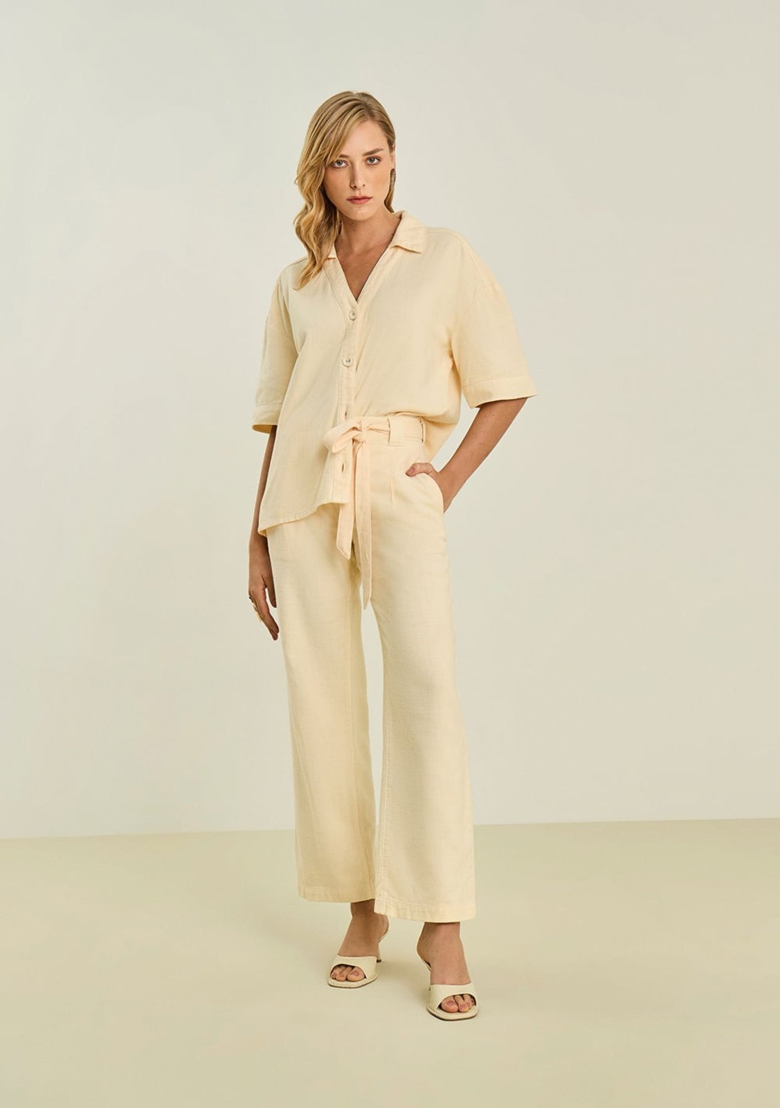 Imagem principal Calça Maria Valentina Wide Média Maria Valentina marrom