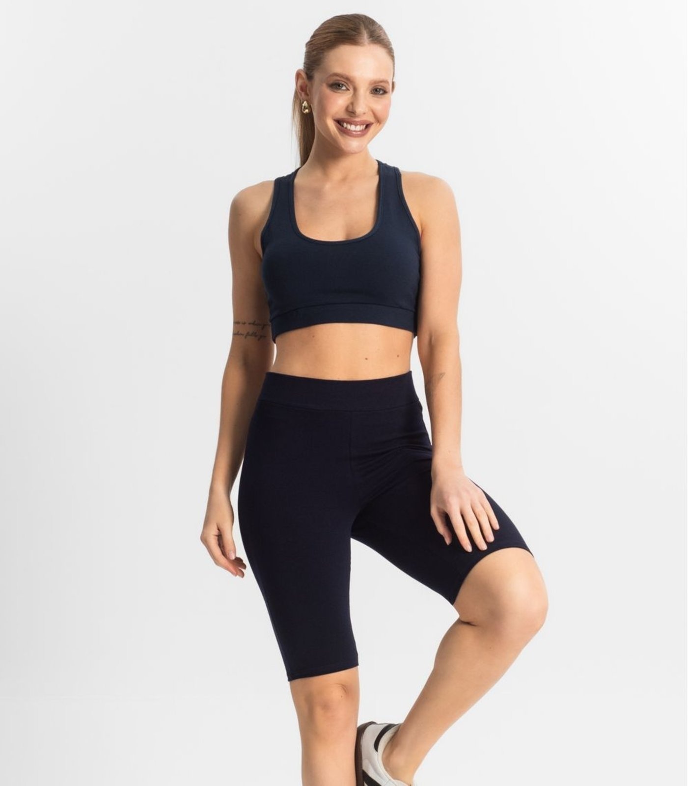 Imagem principal Bermuda Ciclista Feminina em Cotton Pesado Select Select azul