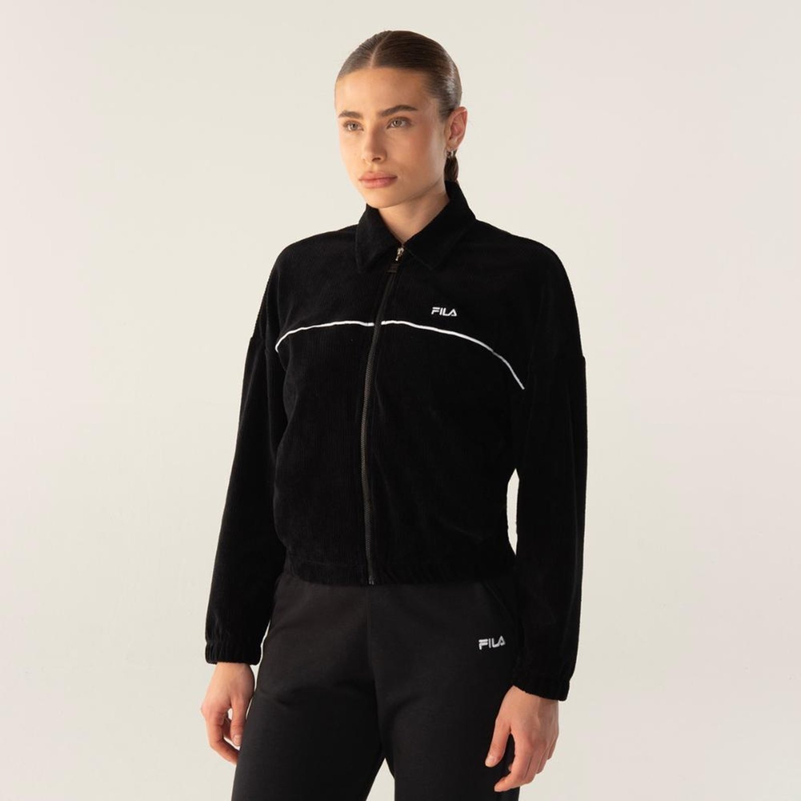 Imagem principal Jaqueta Fila Essentials Canelada Feminina Fila incolor