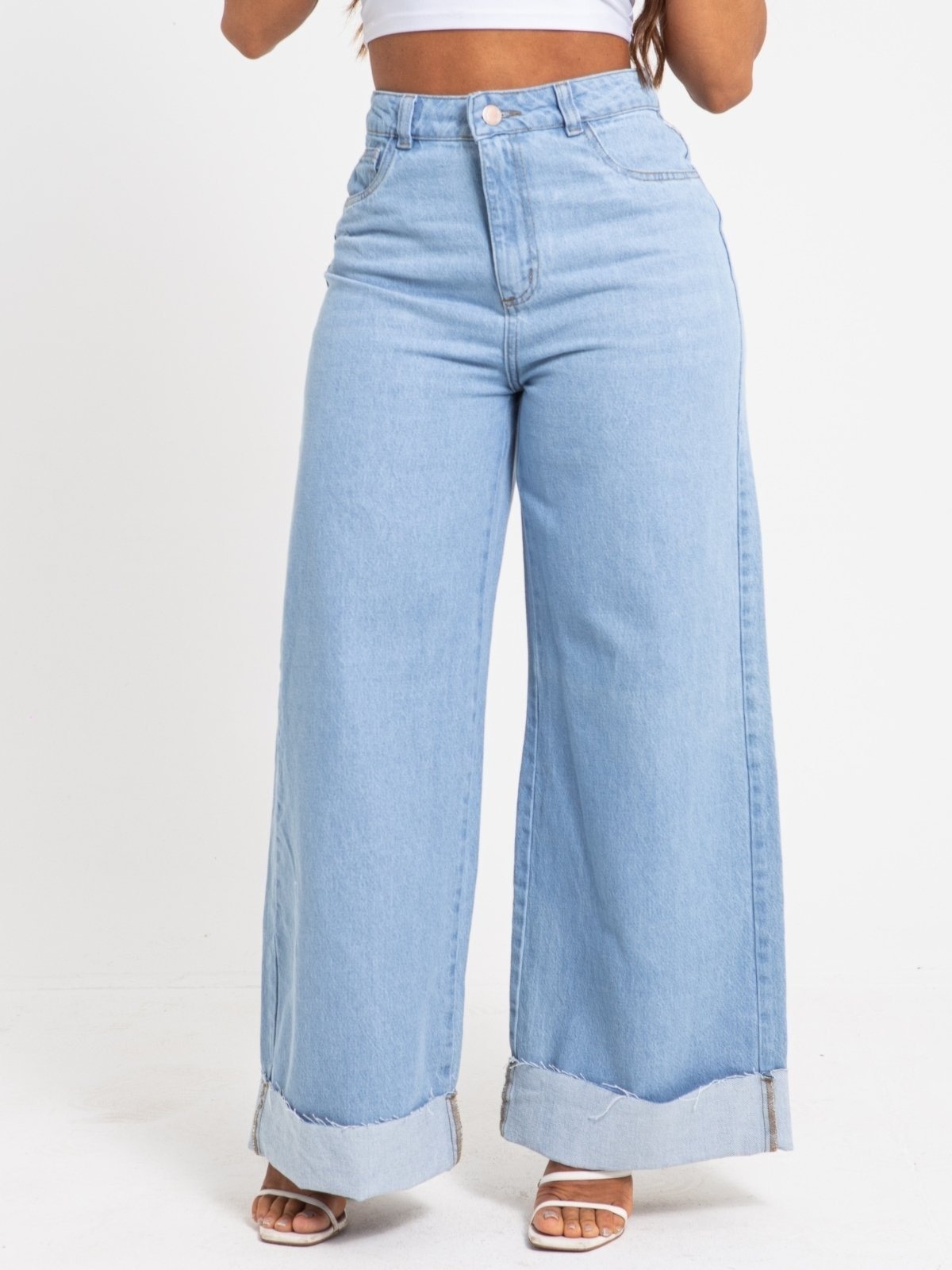 Imagem principal Calça Feminina Jeans Wide Leg Barra a Fio Dobrada Cintura Alta Ampla Razon Jeans azul
