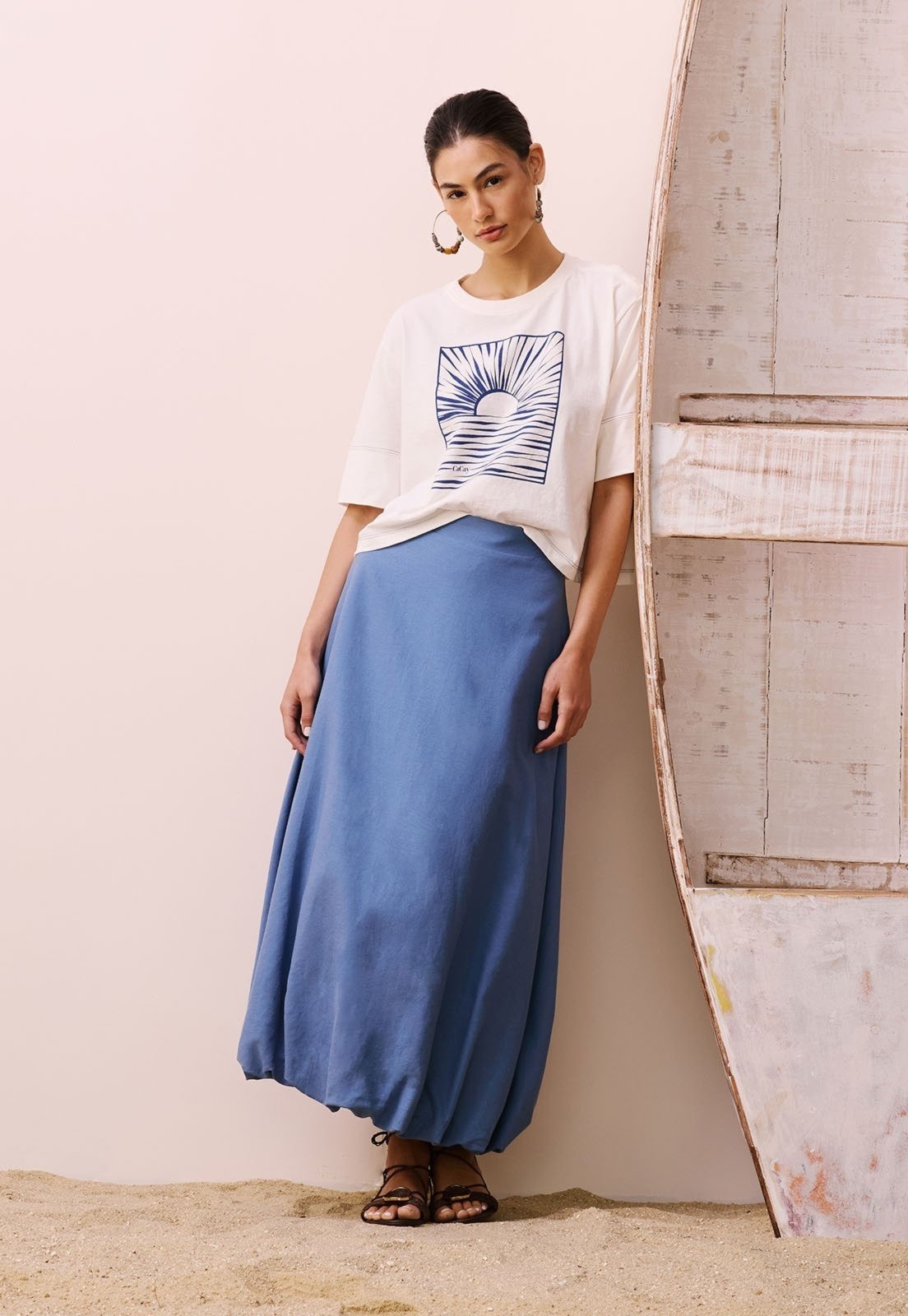 Imagem principal Saia Midi Balonê CaCay preto