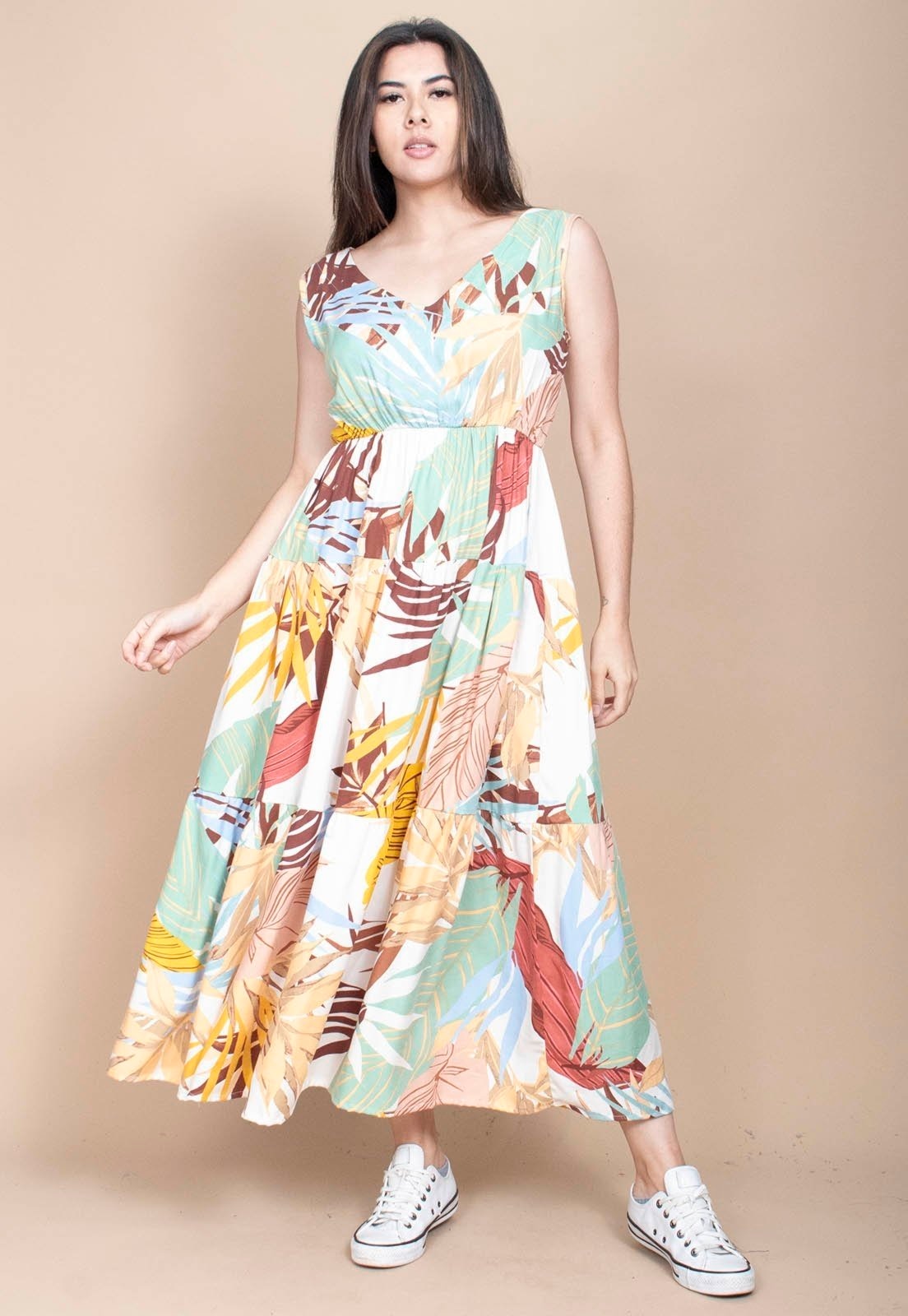 Imagem principal Vestido Cabanafree Regata Longo Peri Viscose Camadas Estampa Aurora Suave Cabanafree amarelo/azul/estampado/verde