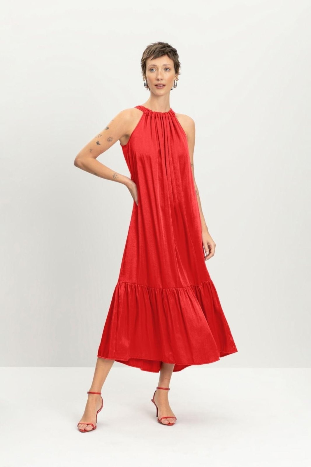 Imagem principal Vestido feminino longo de cetim Essendi Essendi vermelho