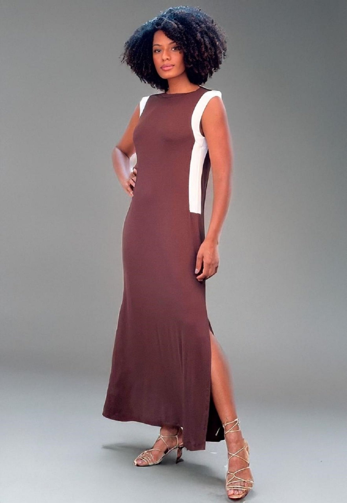 Imagem principal Vestido Amazonia Vital Longo Malha com Detalhes e Amazonia Vital branco/marrom