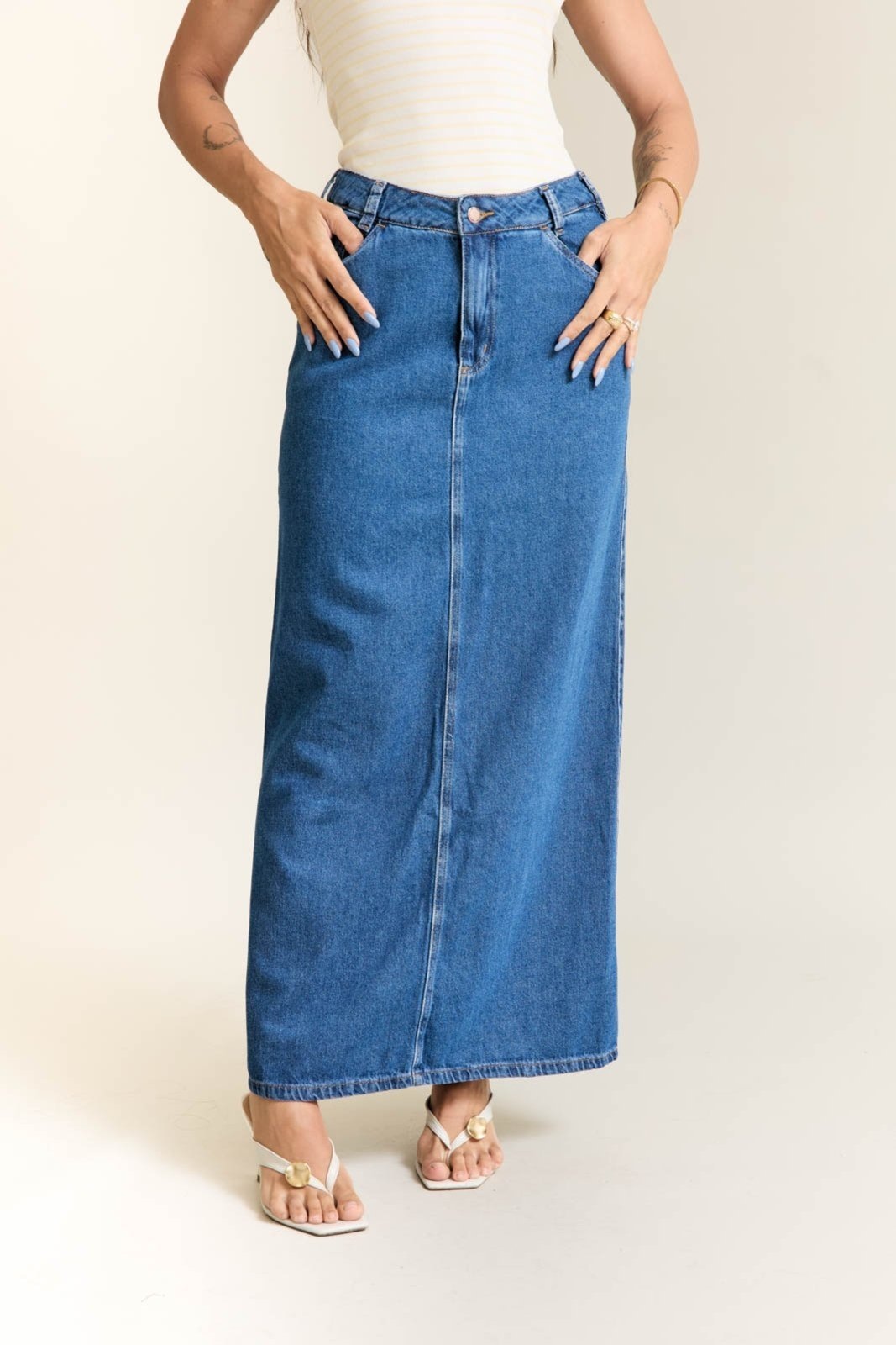 Imagem principal Saia Jeans Feminina Longa com Fenda Posterior Lemier Collection LEMIER azul