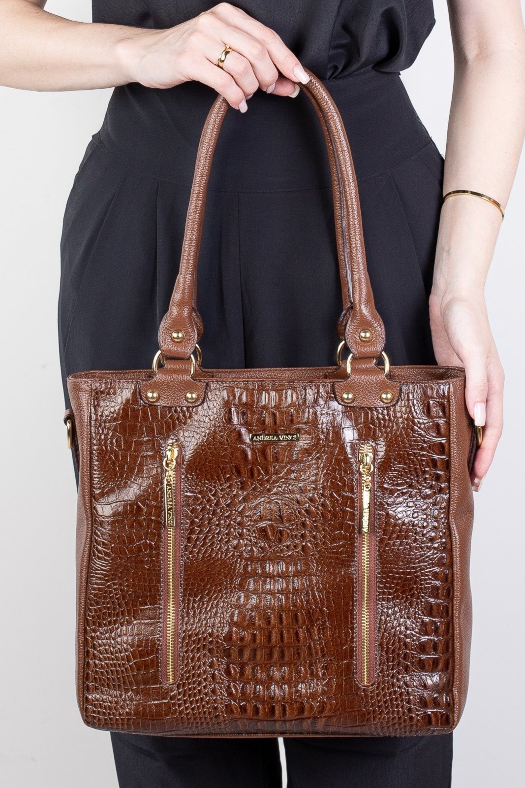 Imagem principal Bolsa de ombro em couro croco Lizandra - Whisky Andrea Vinci preto