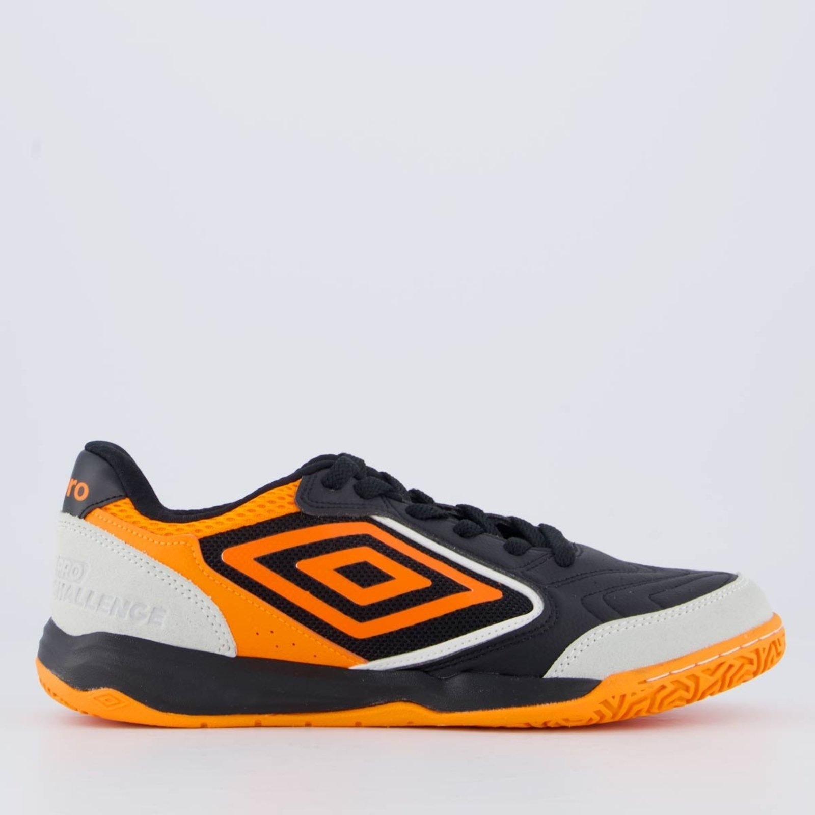 Imagem principal Chuteira Umbro Pro Challenge Uptake Futsal Preta e Laranja Umbro preto