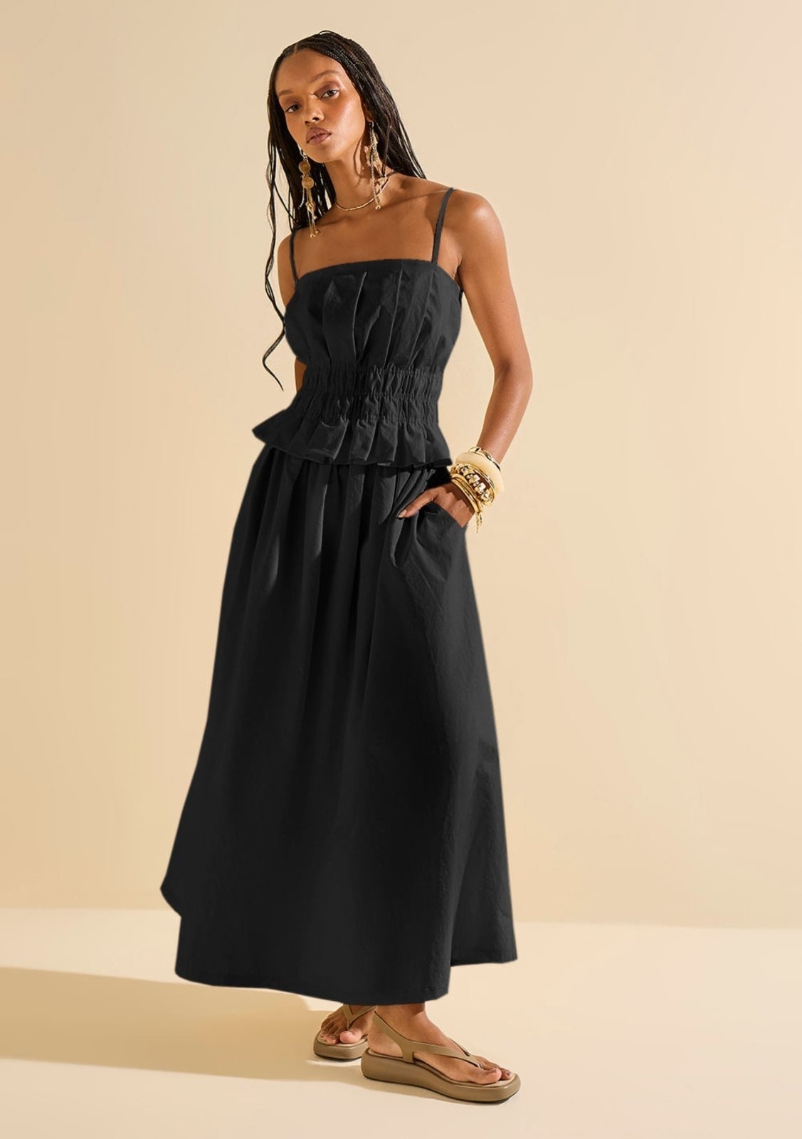 Imagem principal Saia Morena Rosa Evasê Alta Longa Preto Morena Rosa preto rosa