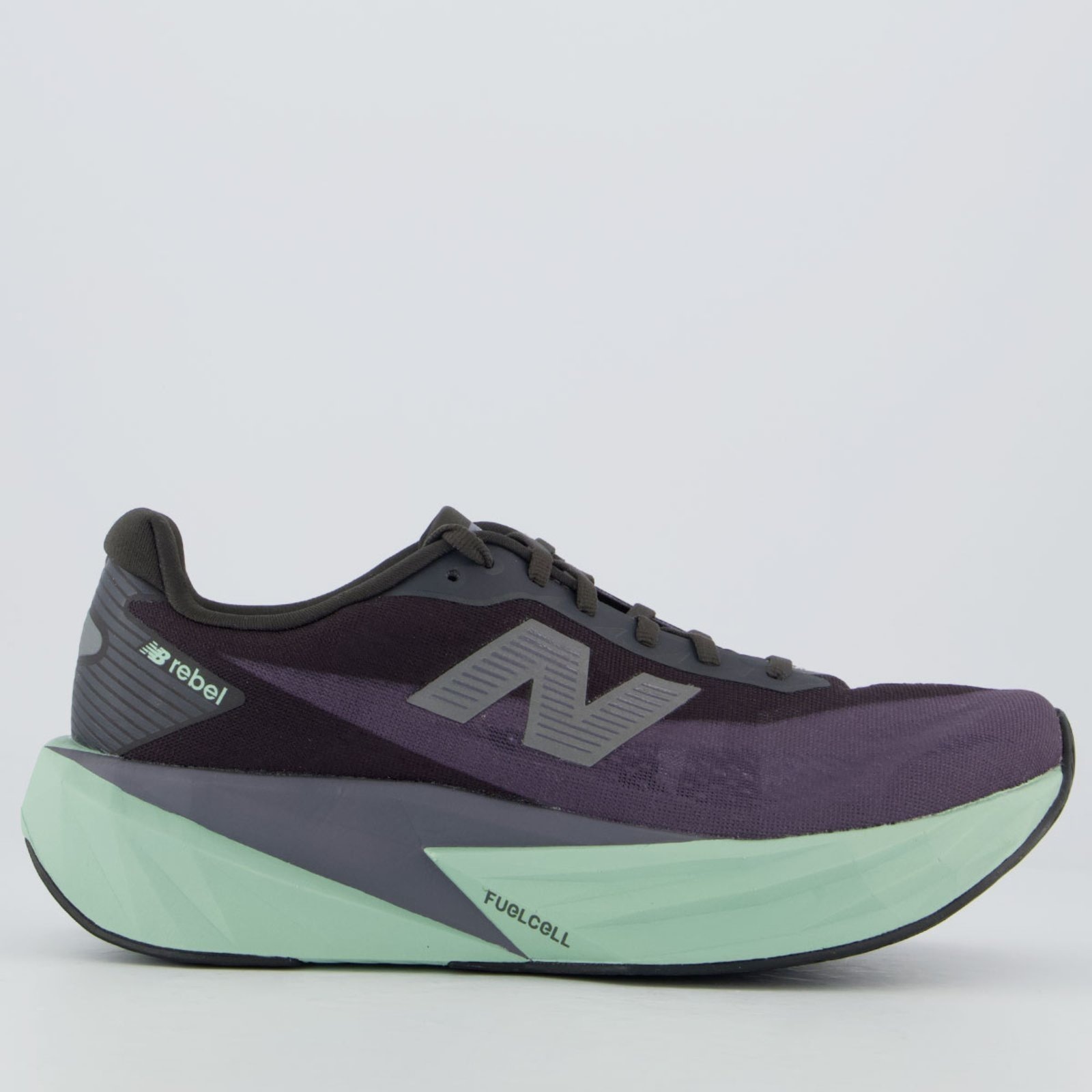 Imagem principal Tênis New Balance Fuelcell Rebel V5 Preto e Verde Claro New Balance preto verde