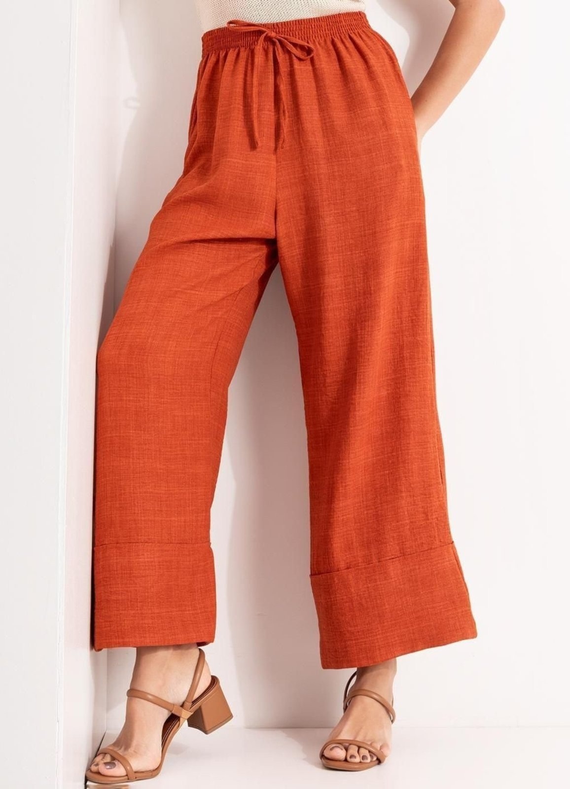 Imagem principal Calça Em Tecido Texturizado Telha Quintess laranja
