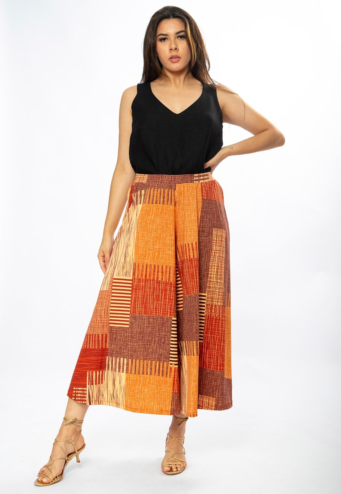 Imagem principal Calça Amazonia Vital Pantacourt Saia Malha Macaúba Estampa Tramas do Sol Amazonia Vital bege/estampado/laranja/vermelho