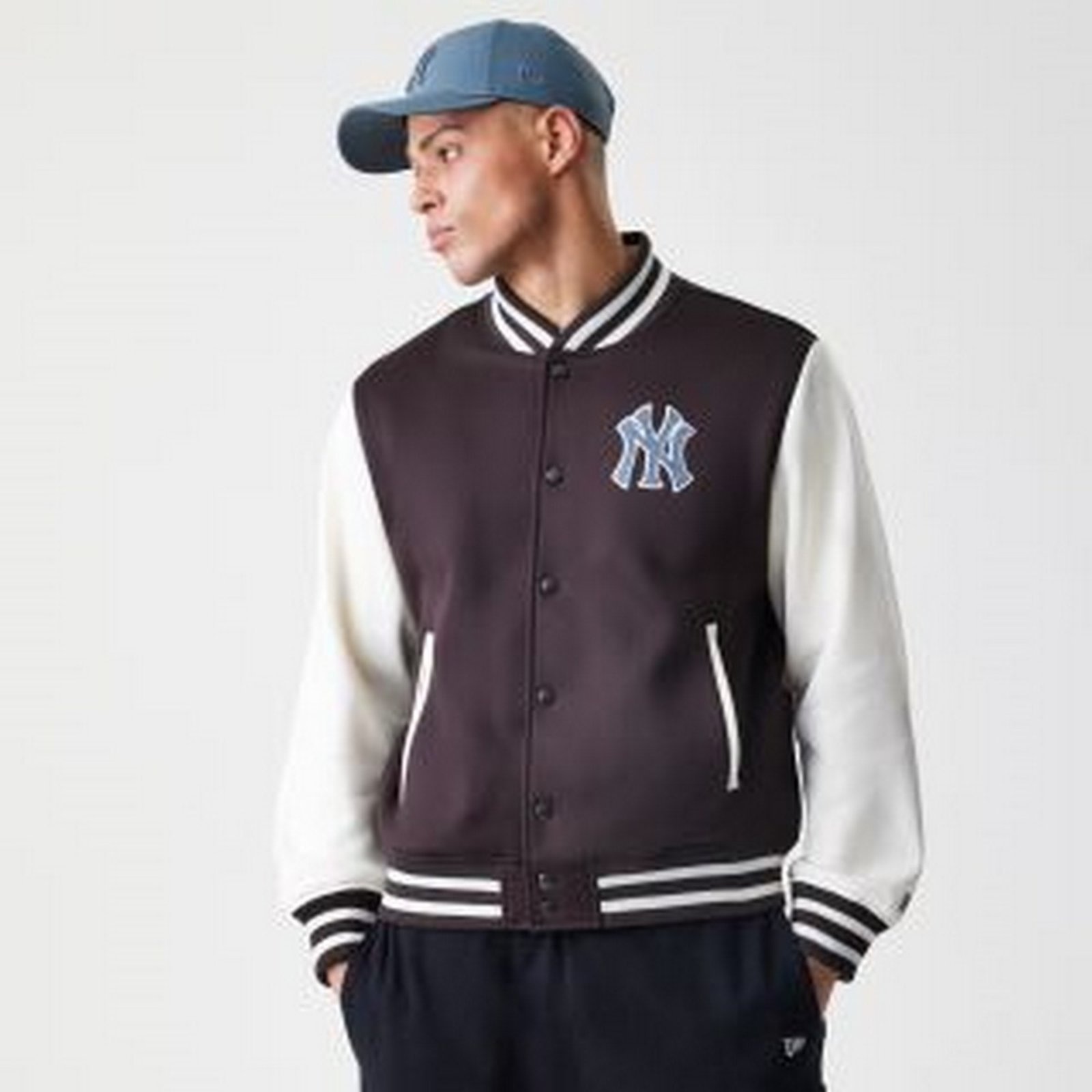 Imagem principal Jaqueta New Era Bomber New York Yankees MLB new era marrom