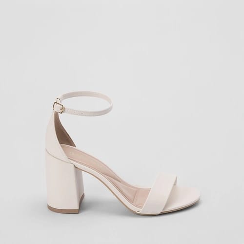 Sandália Feminina Gabriela Essenciais Salto Grosso