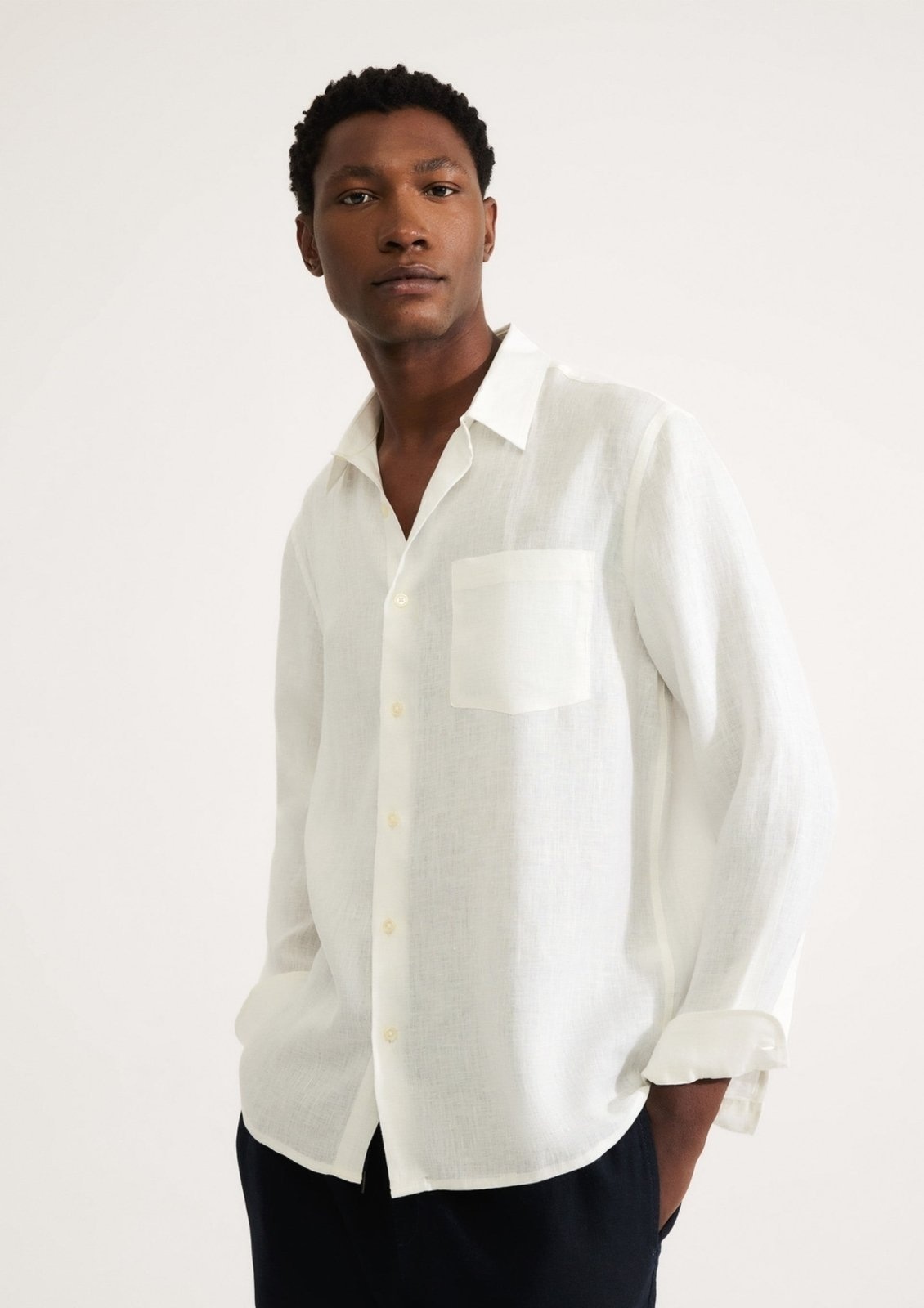 Imagem principal Camisa Masculina Manga Longa Em Linho Hering off-white