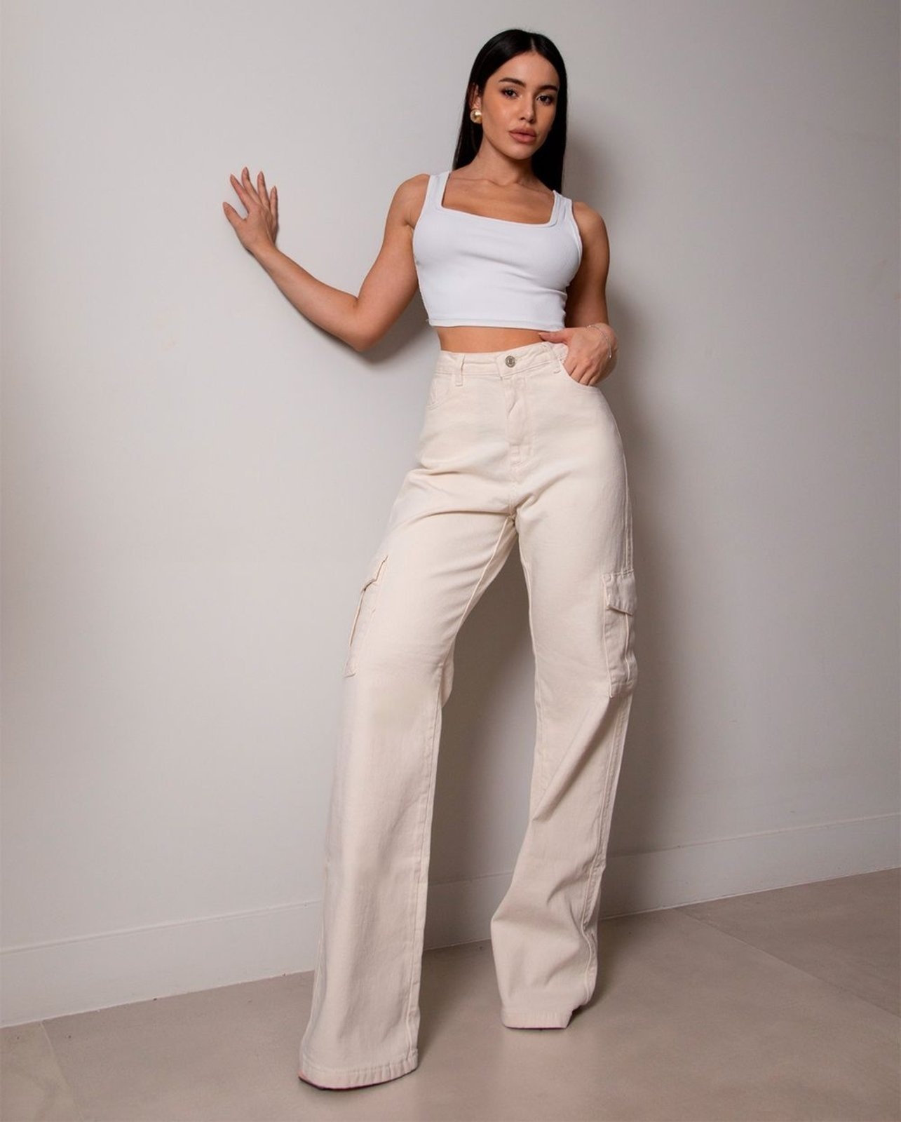 Imagem principal Calça Jeans Wide Leg Feminina Cintura Alta Cargo com Elastano 22999 Off White Consciência off-white white