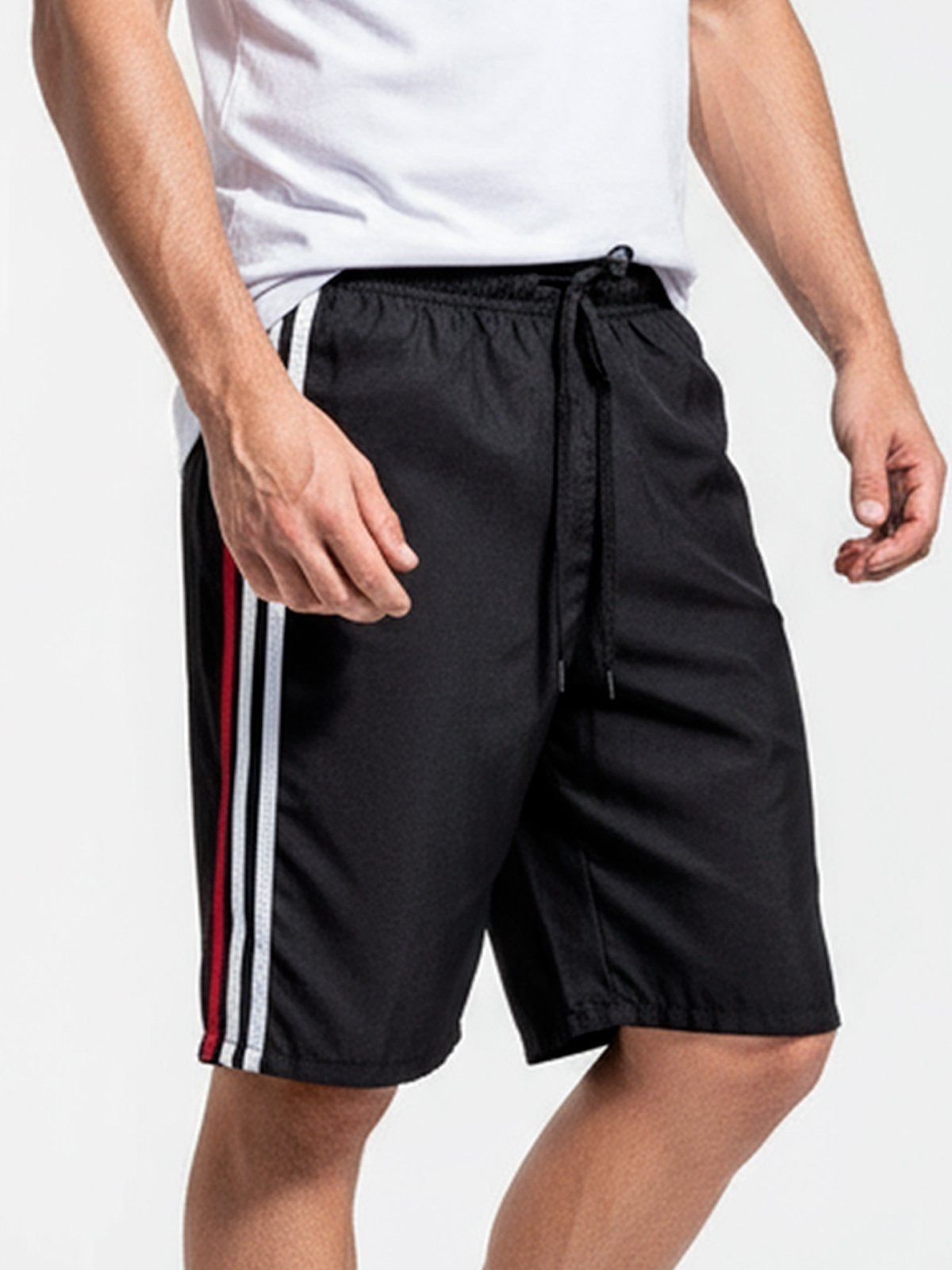 Imagem principal Bermuda Masculina Frent's Tactel Linha Básica Com Listras laterais Esporte Frent's preto