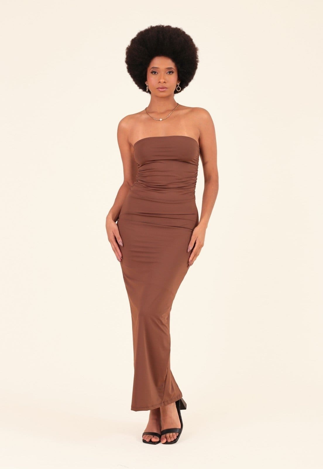 Vestido Midi Pop Me Em Poliamida Com Decote Reto E Franzidos