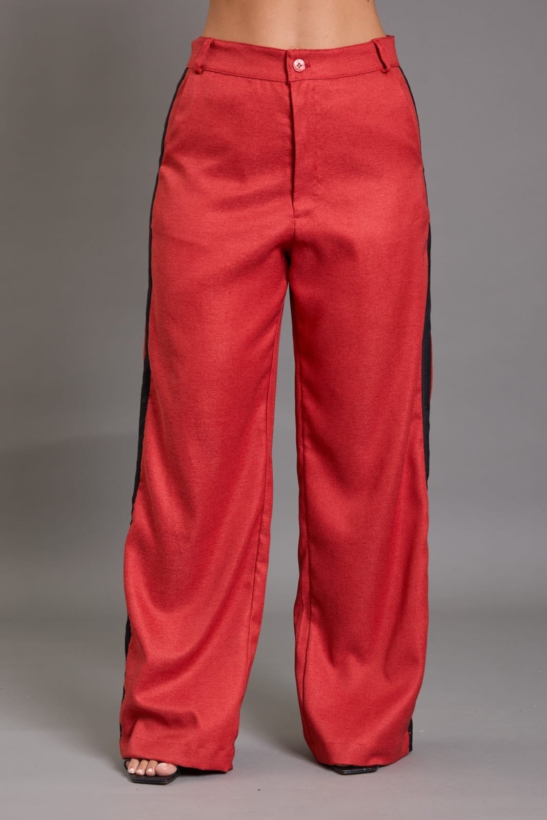 Imagem principal Calça Pantalona Feminina com Detalhe Lateral Lemier Collection LEMIER bege/caramelo/castanho/cinza/cobre/cáqui/dourado/off-white