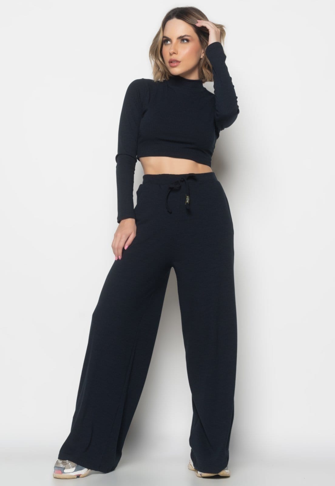 Conjunto Comfy Cropped Manga Longa e Calça Wide Leg Canelado Salvatore Fashion