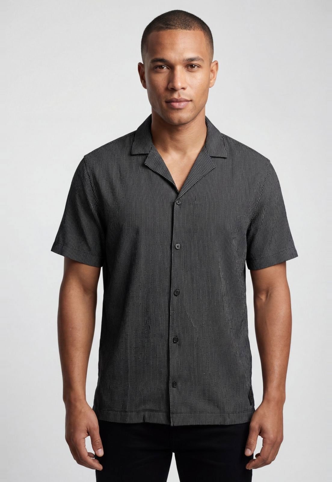 Imagem principal Camisa Masculina Colcci Listrada Preta Colcci preto