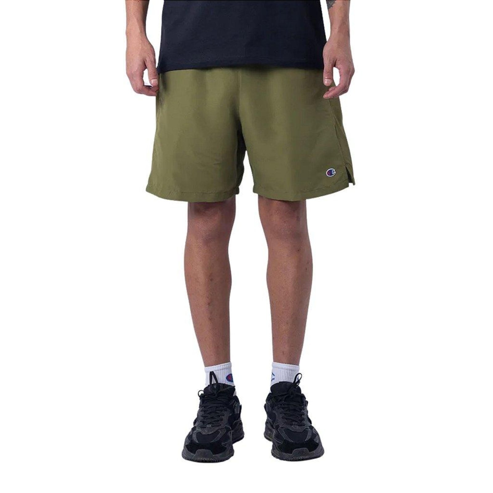 Imagem principal Bermuda Champion Recorte Furo Solid Ground Oliva Champion verde