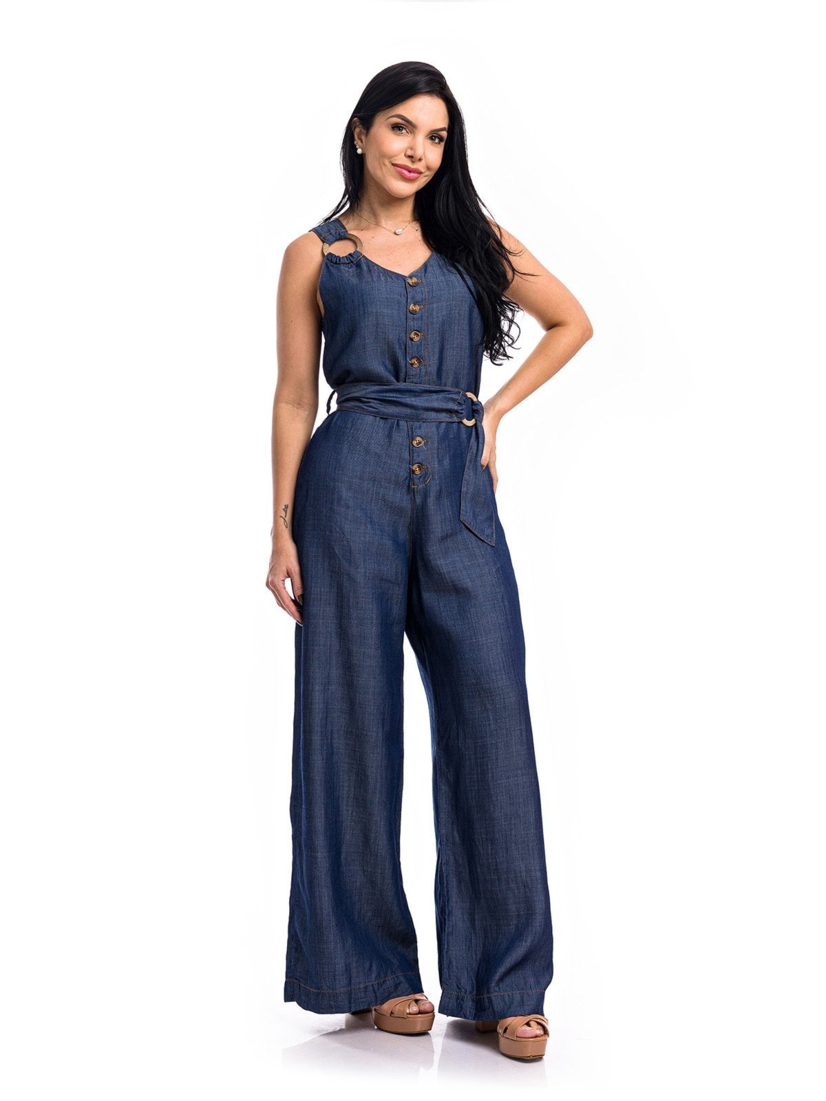 Imagem principal Macacão Restrito Jeans Pantalona Liocel Premium - AZUL ESCURO Restrito Jeans bege azul