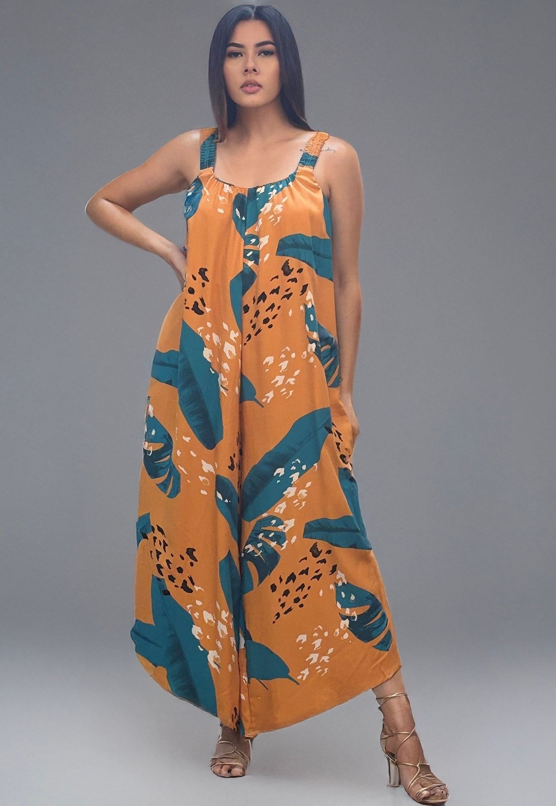 Imagem principal Macacão Amazonia Vital Saruel Viscose Alça com Elástico Estampa Aurora Botânica Amazonia Vital azul/estampado/preto/verde