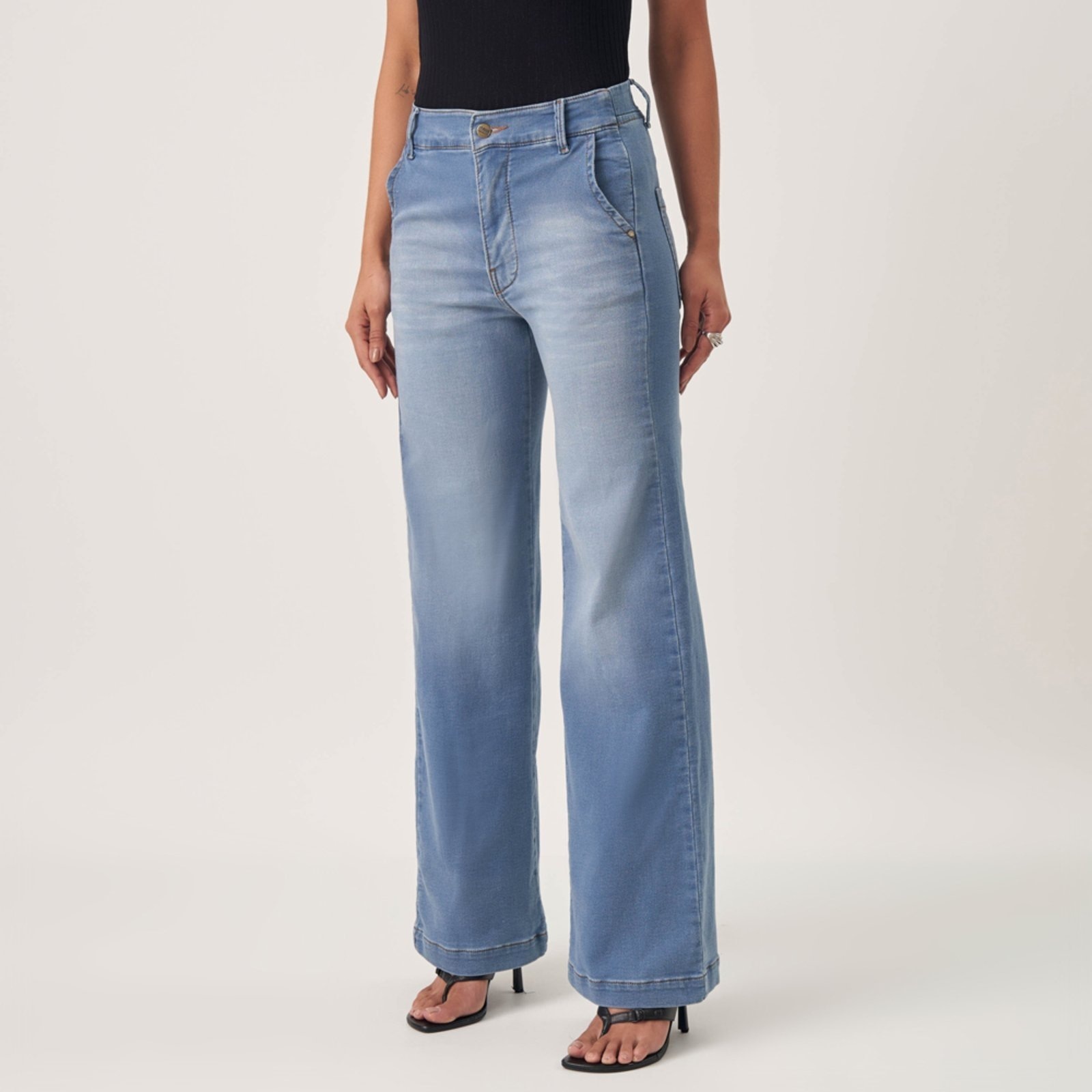 Imagem principal Calça Jeans Confort Wide Leg Cintura Alta Elástico Cós Claro Bloom azul