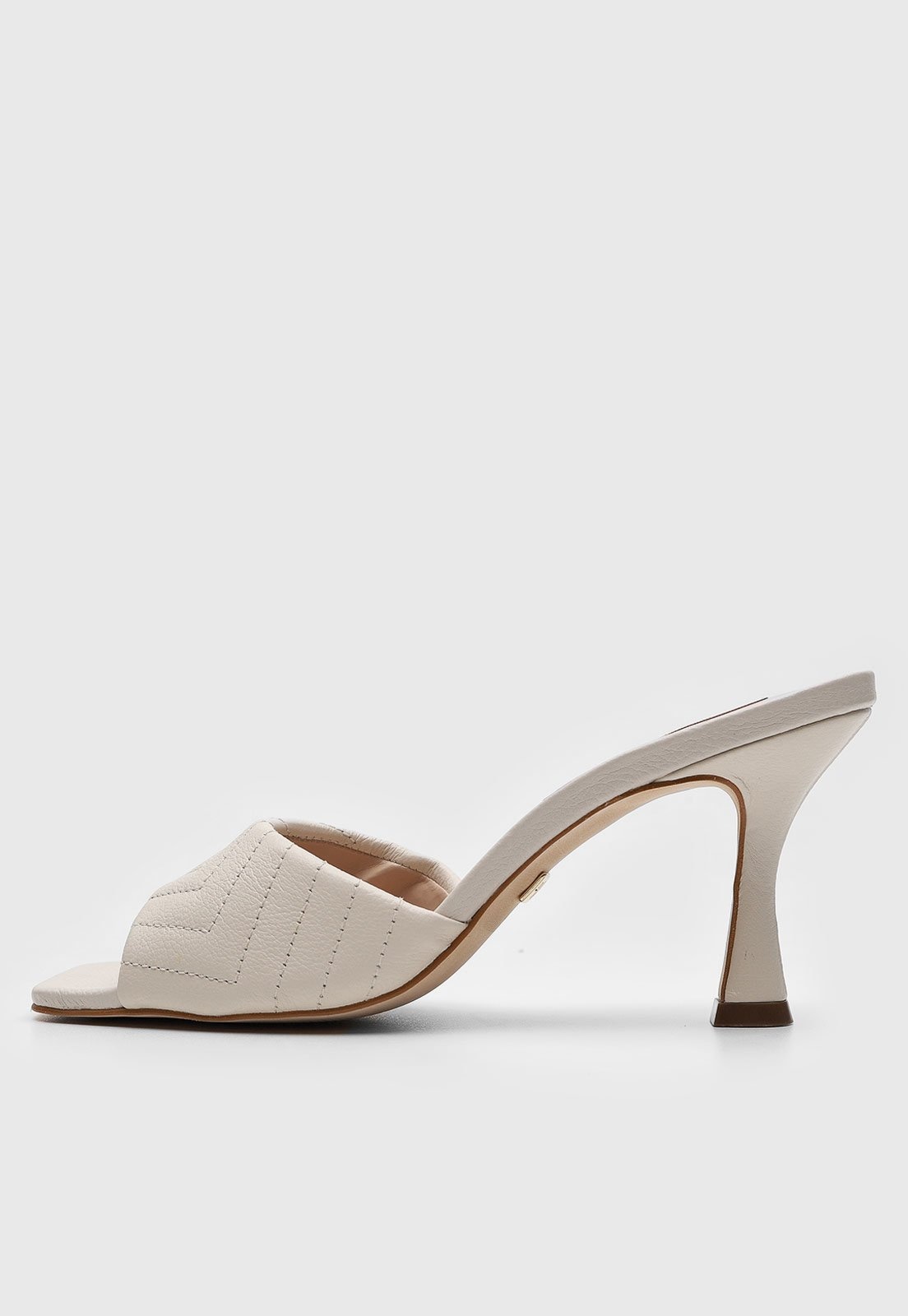 Imagem principal Tamanco Jorge Bischoff de Couro Matelassê Off-White Jorge Bischoff off-white white