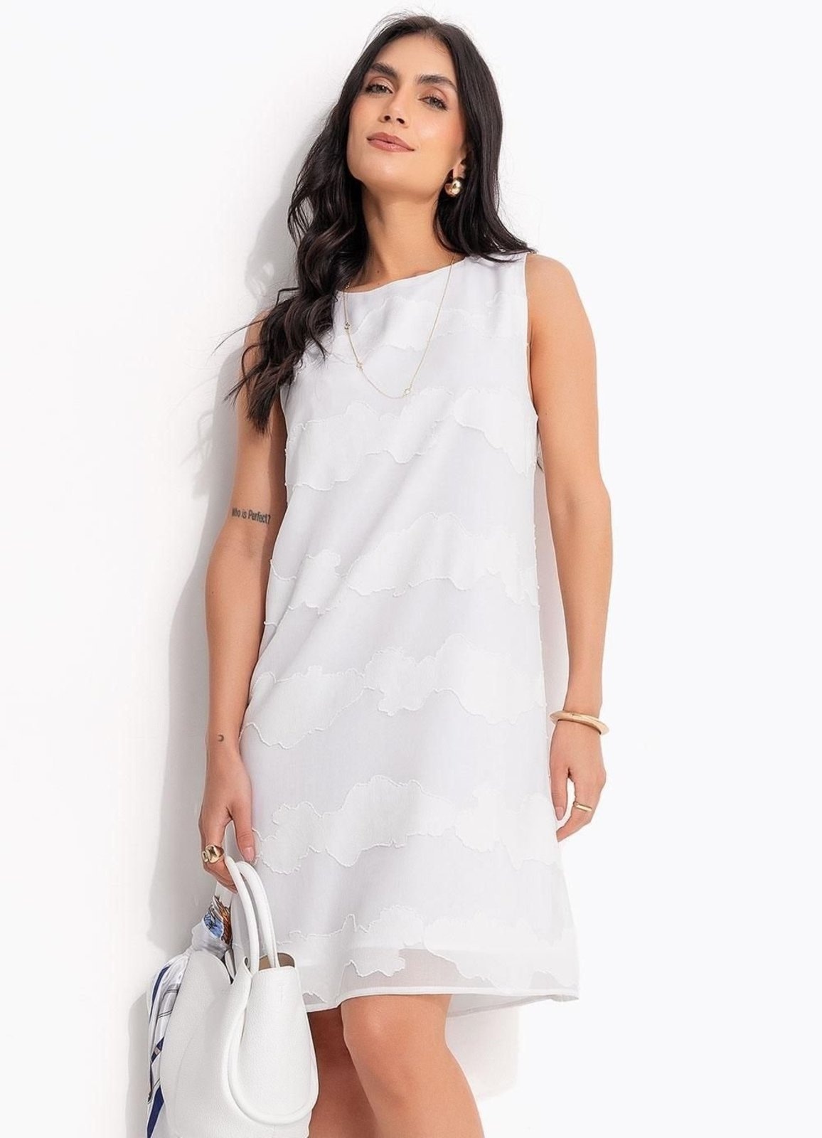 Imagem principal Vestido Em Crepe Plano Quintess Decorê Quintess branco