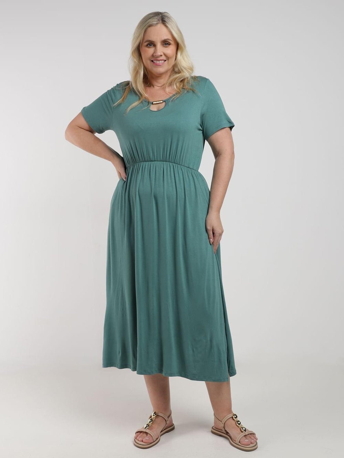 Imagem principal Vestido Autentique Plus Size Feminino Autentique verde
