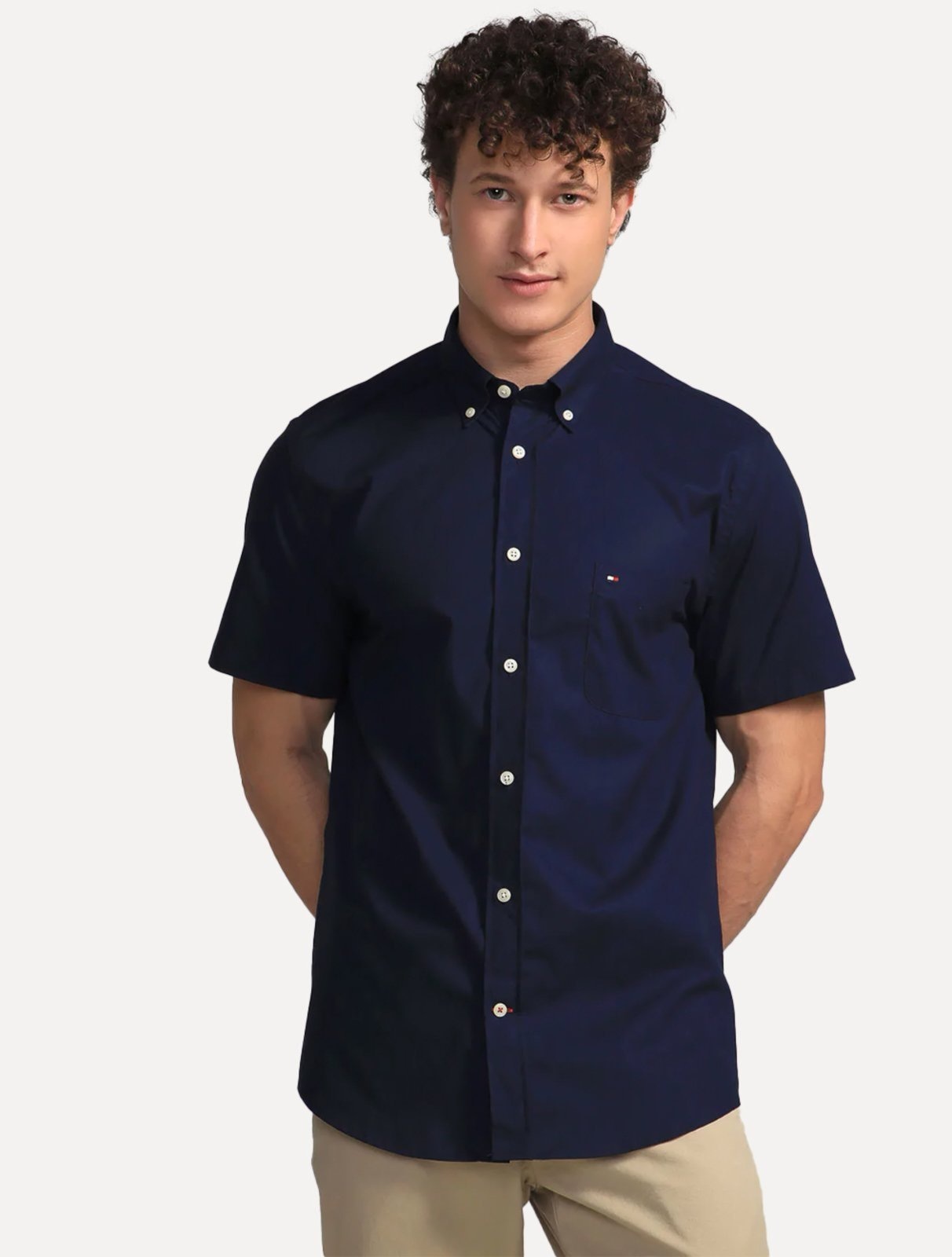 Imagem principal Camisa Tommy Hilfiger Masculina Manga Curta Regular Pocket Poplin Tommy Hilfiger azul marinho