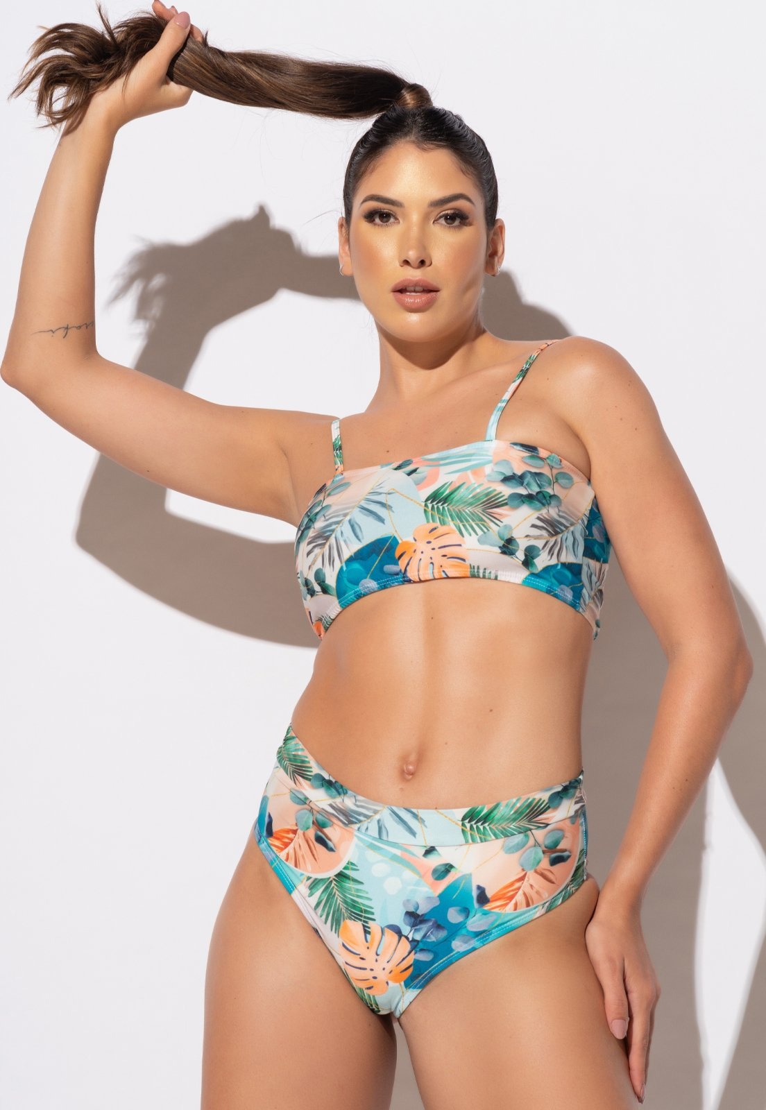 Imagem principal Biquíni MVB Modas Hot Pants Cintura Alta Top Faixa com Alça Maldivas Mvb Modas azul/branco/estampado/multicolorido