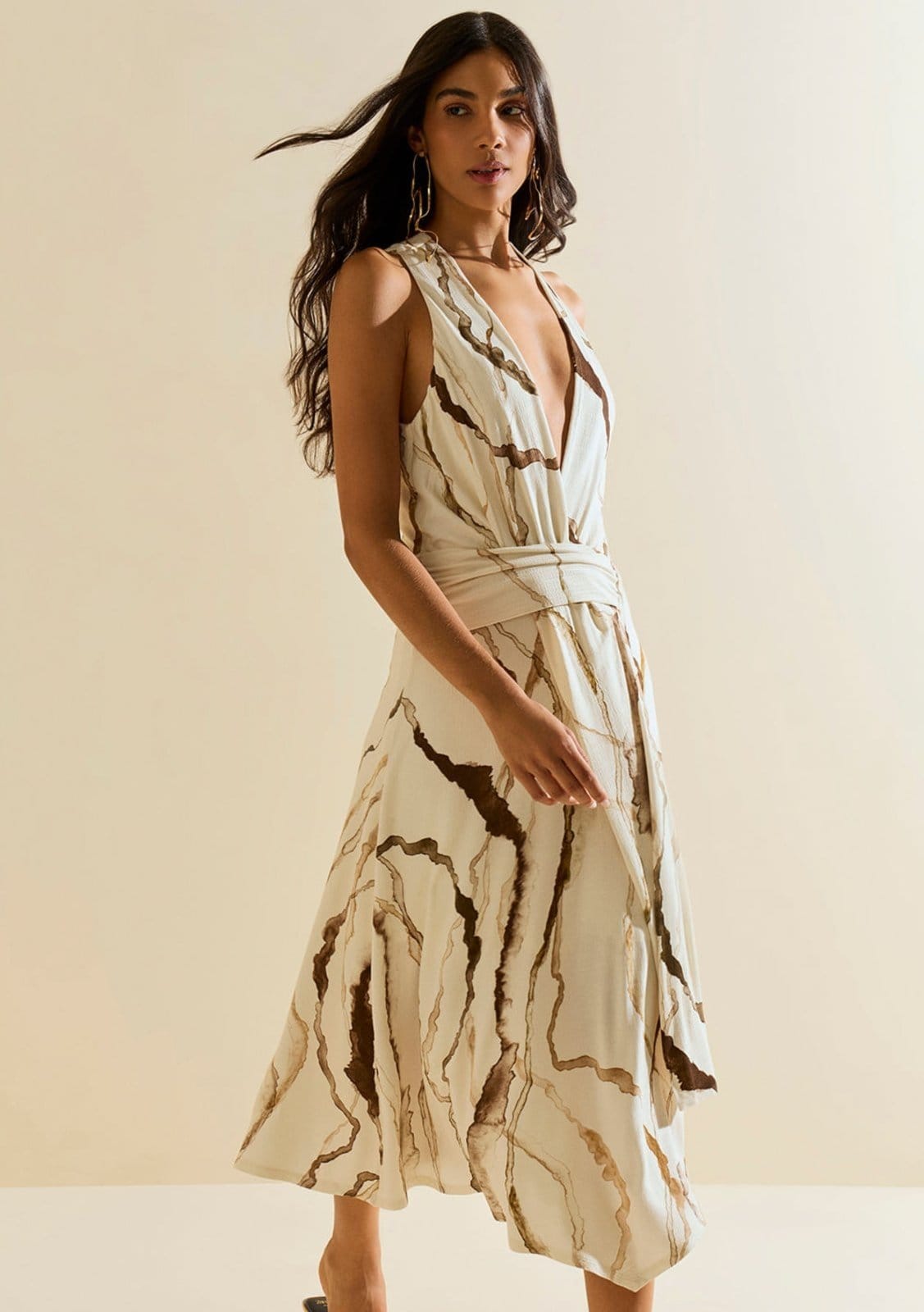 Vestido Morena Rosa Ajustado Decote Transpassado Sem Manga Midi Off Off-white