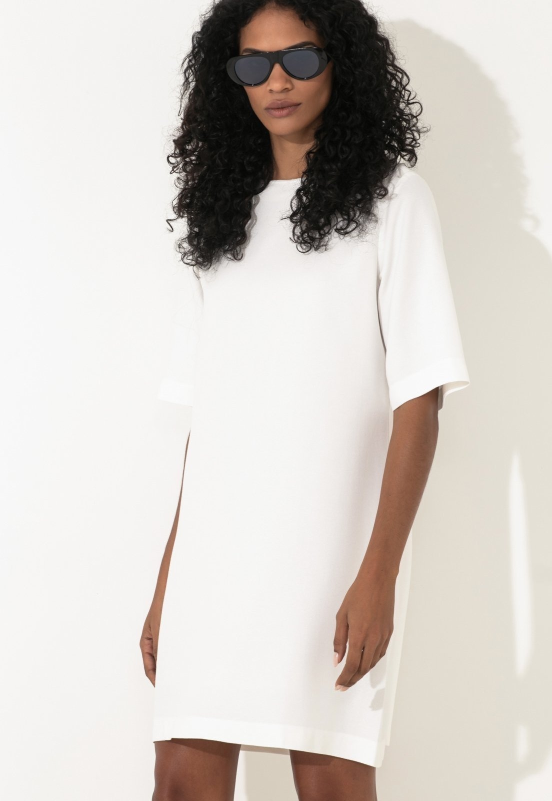 Imagem principal Vestido Curto Traymon Fluído Off White Traymon off-white white