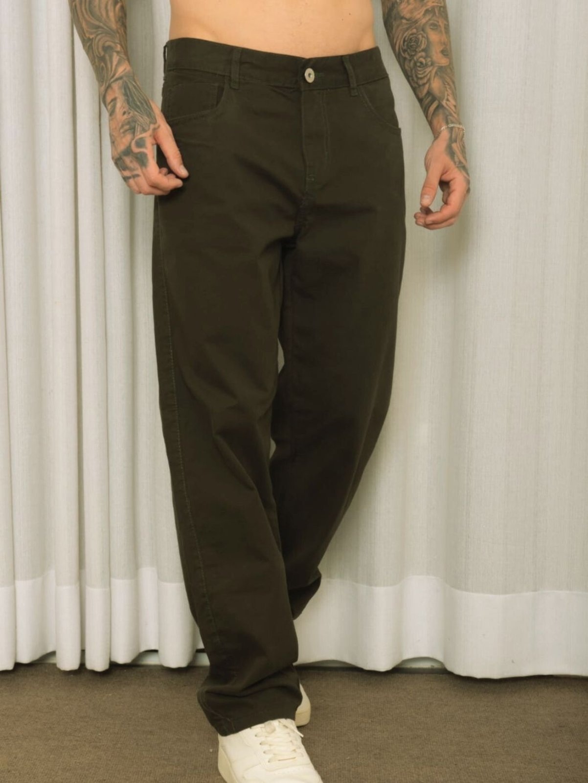 Imagem principal Calça Balão Masculina Alleppo Jeans Sarja Alleppo Jeans verde/verde militar verde