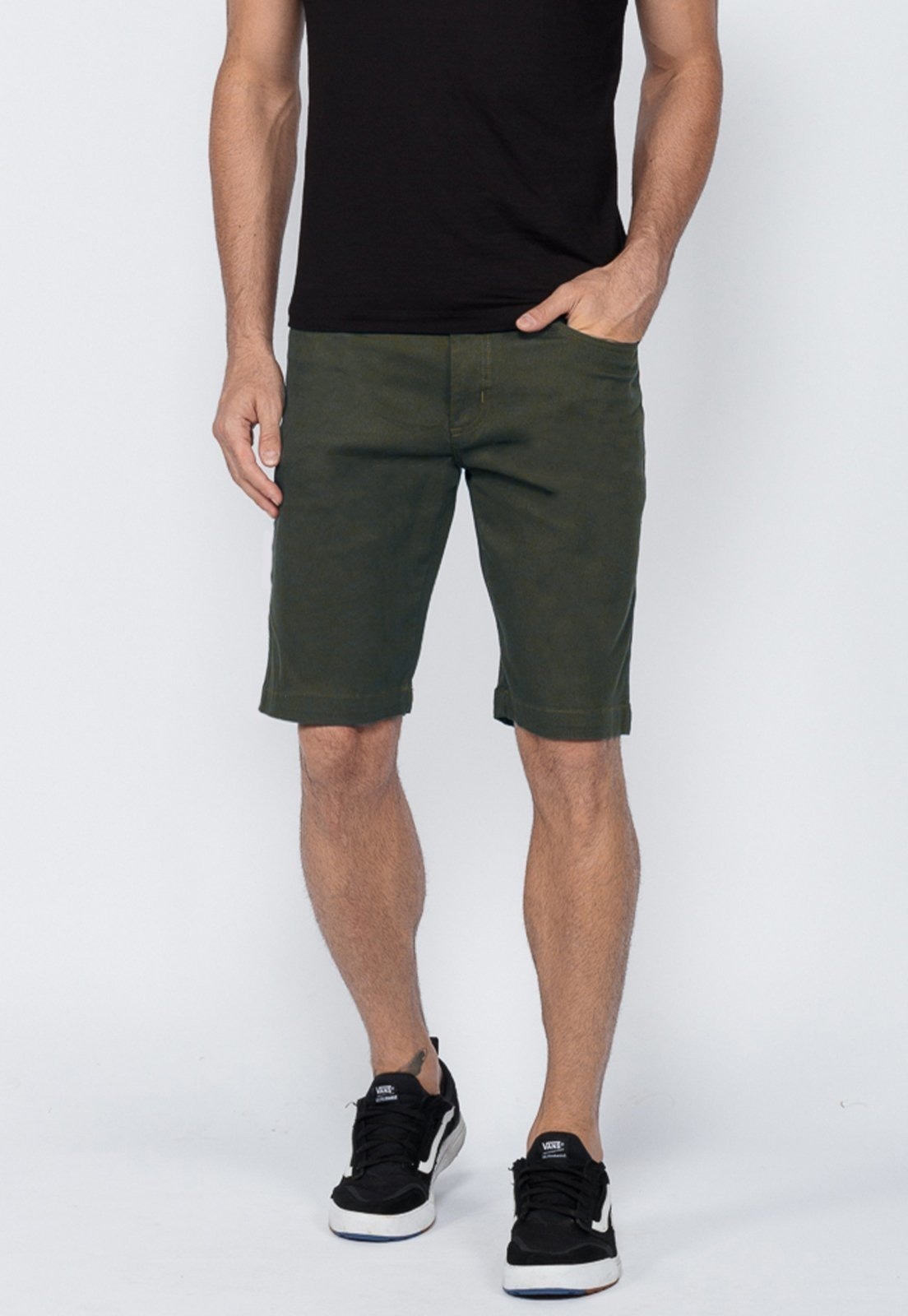 Imagem principal Bermuda Sarja Macaw Reta Passeio Mango 7828 Macaw verde/verde militar/verde oliva