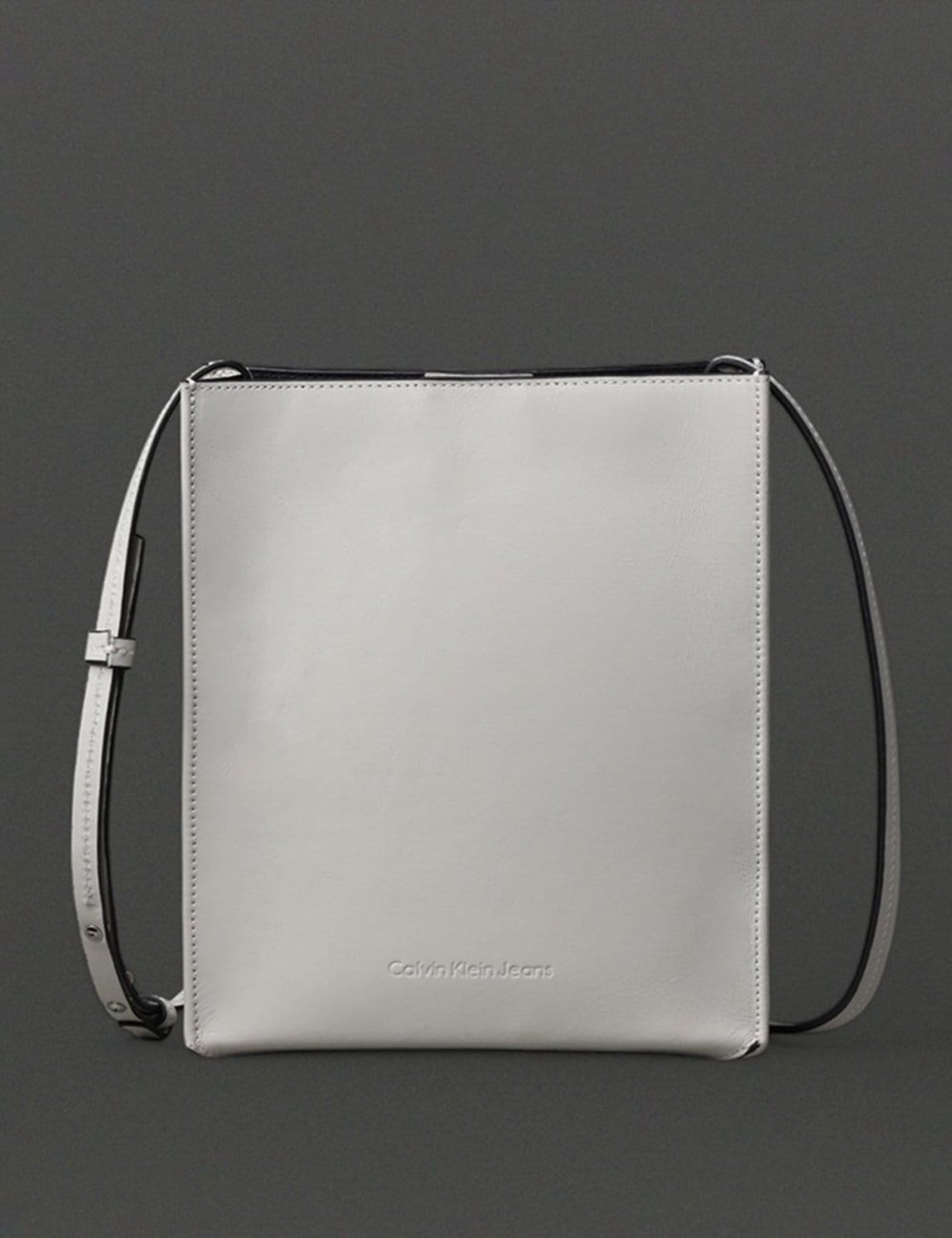 Bolsa Média Feminina Square Calvin Klein Jeans - Off White