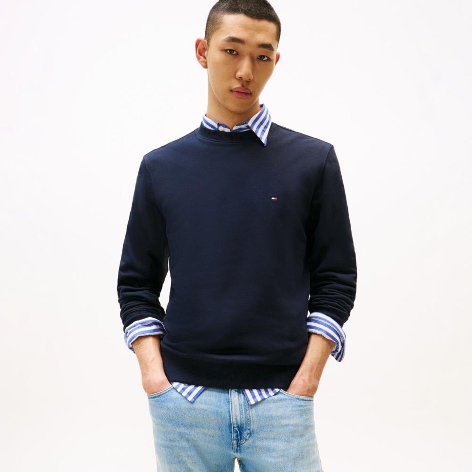 Imagem principal Moletom Com Felpa Bandeira Bordada - P Tommy Hilfiger azul marinho