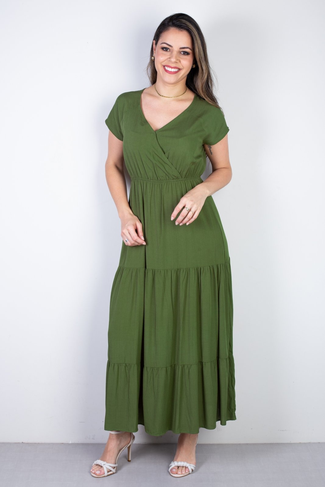 Imagem principal Vestido Enluaze Feminino Midi Manga Curta Decote V 51470 Enluaze verde