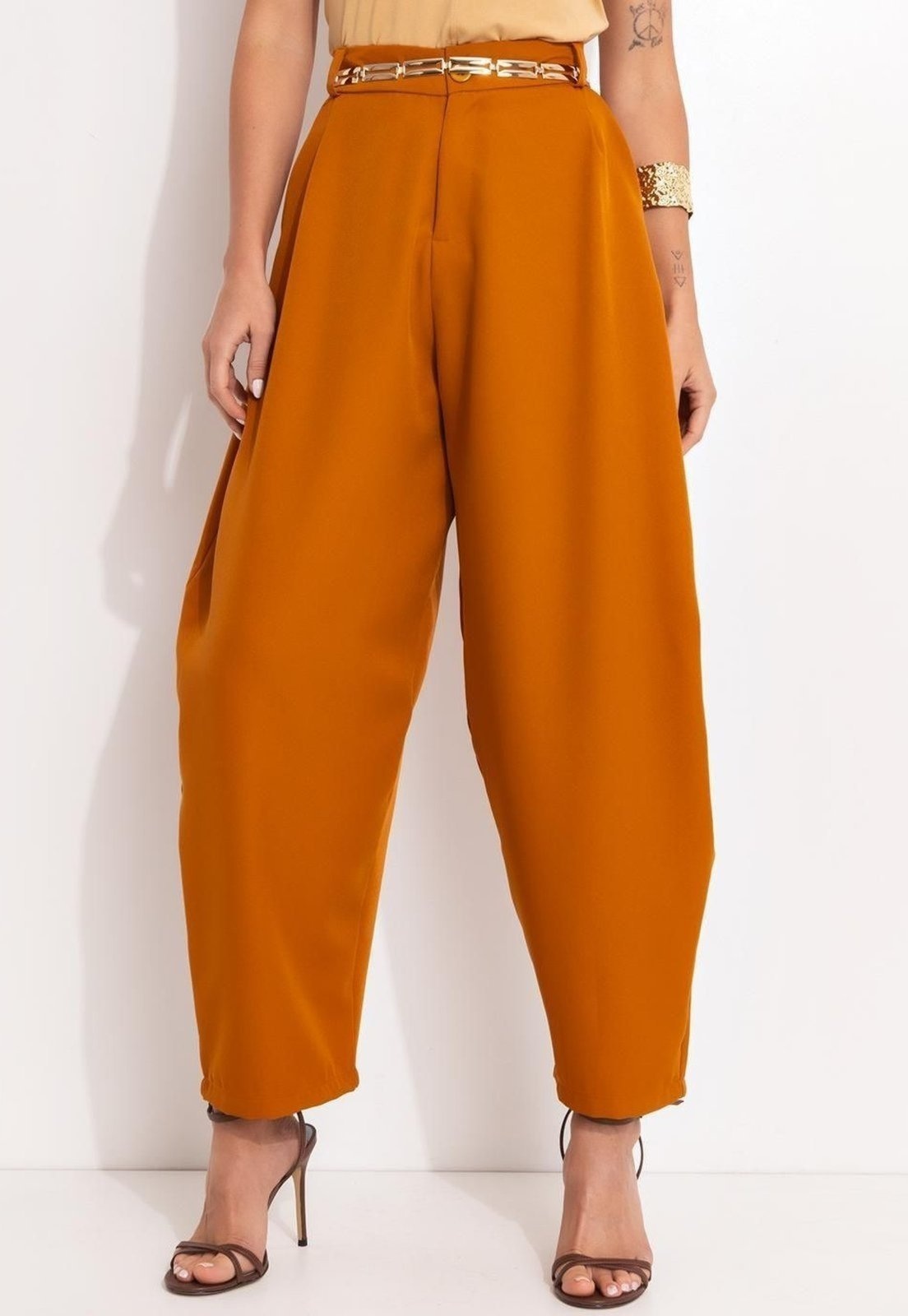 Imagem principal Calça Barrel Em Alfaiataria Ferrugem Quintess laranja