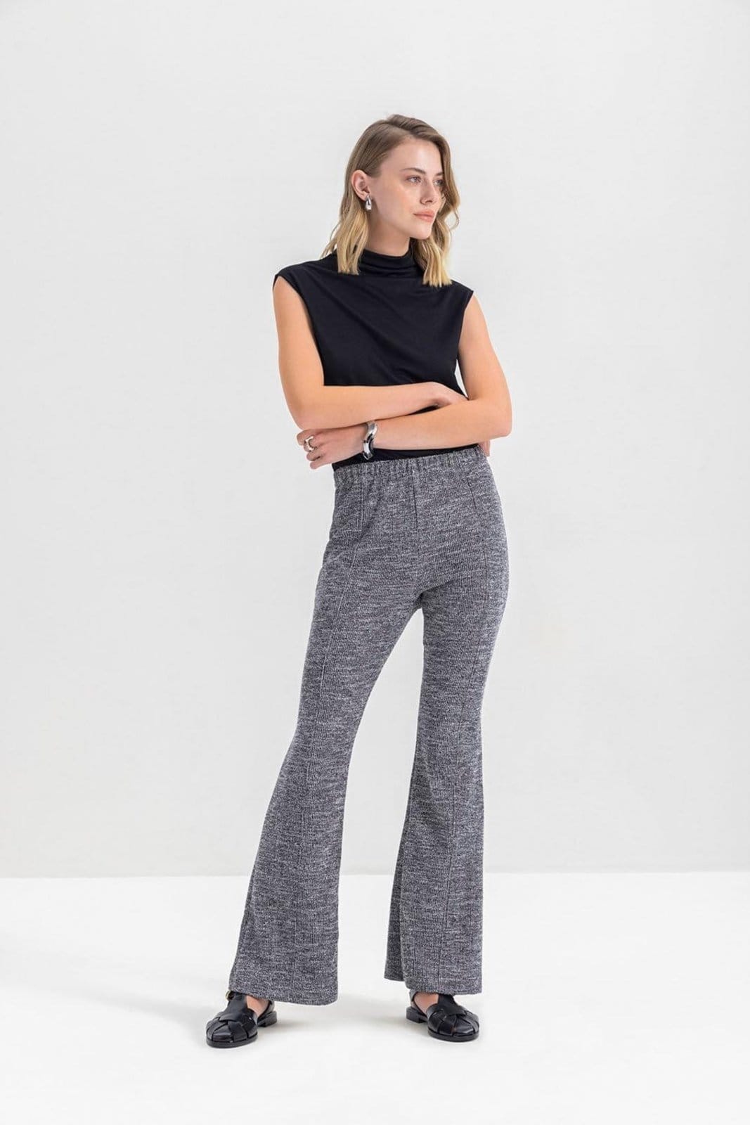 Calça feminina em ribana Essendi