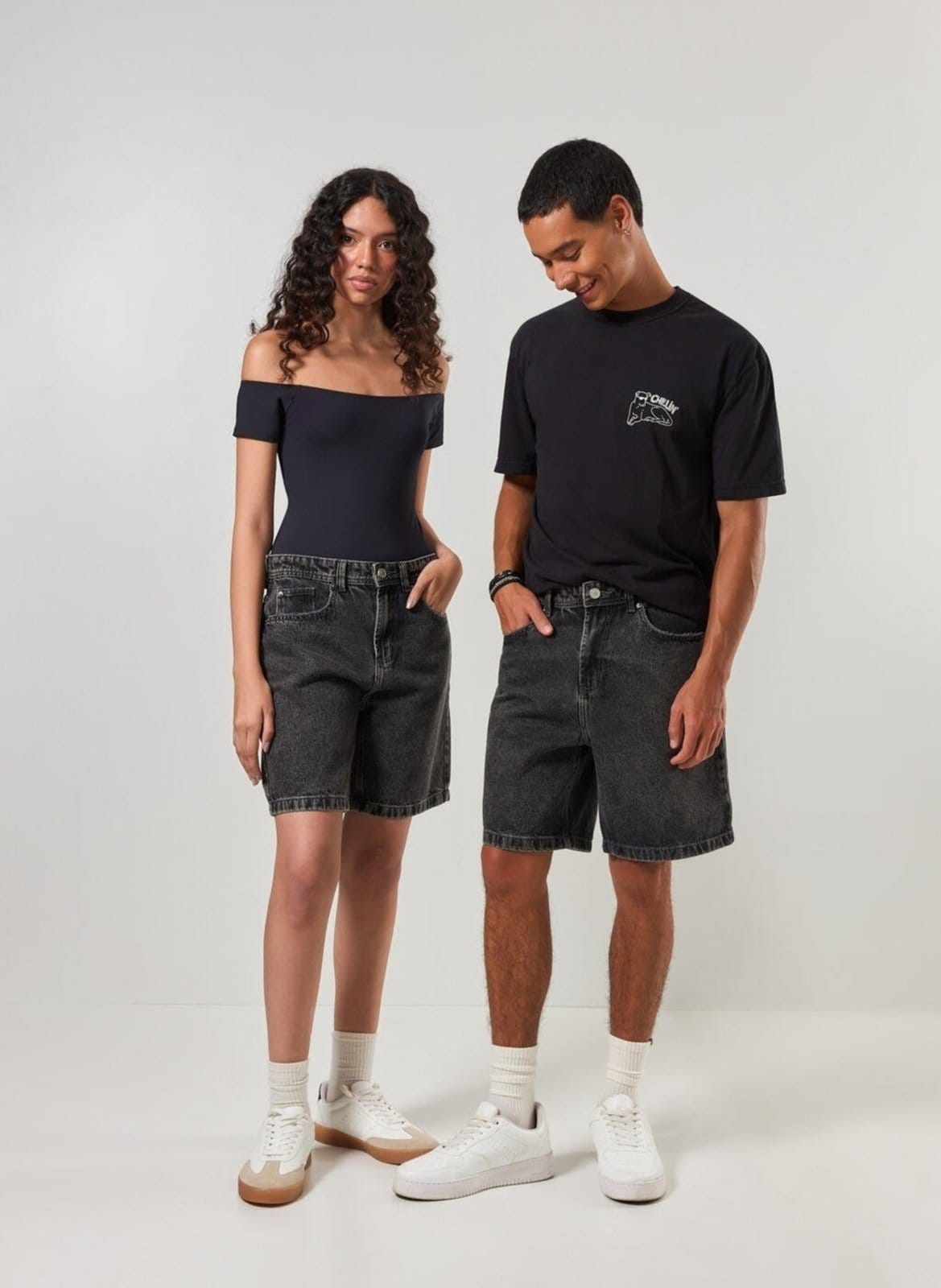 Bermuda Jeans Escuro Básica