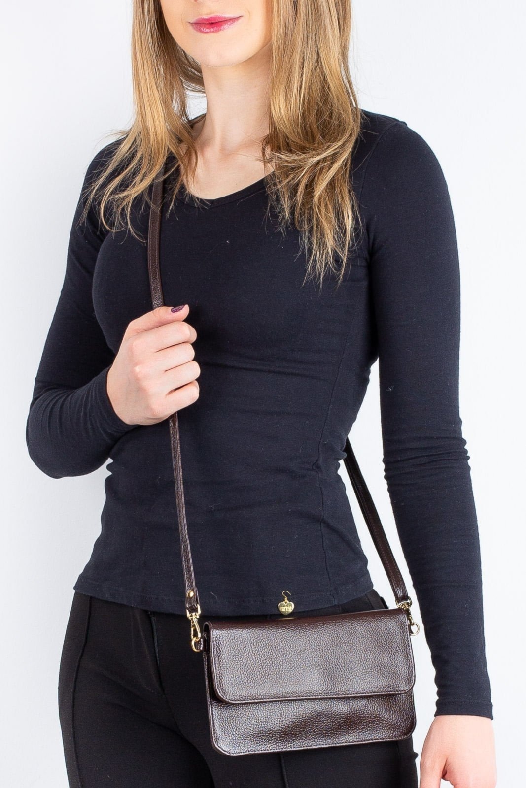 Imagem principal Clutch mini bolsa de couro liso Nicole - Café Andrea Vinci vermelho