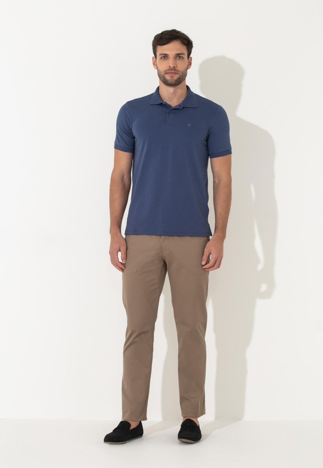 Imagem principal Calça Sarja Regular Moovexx Traymon - Kaki Medio Traymon cáqui kaki