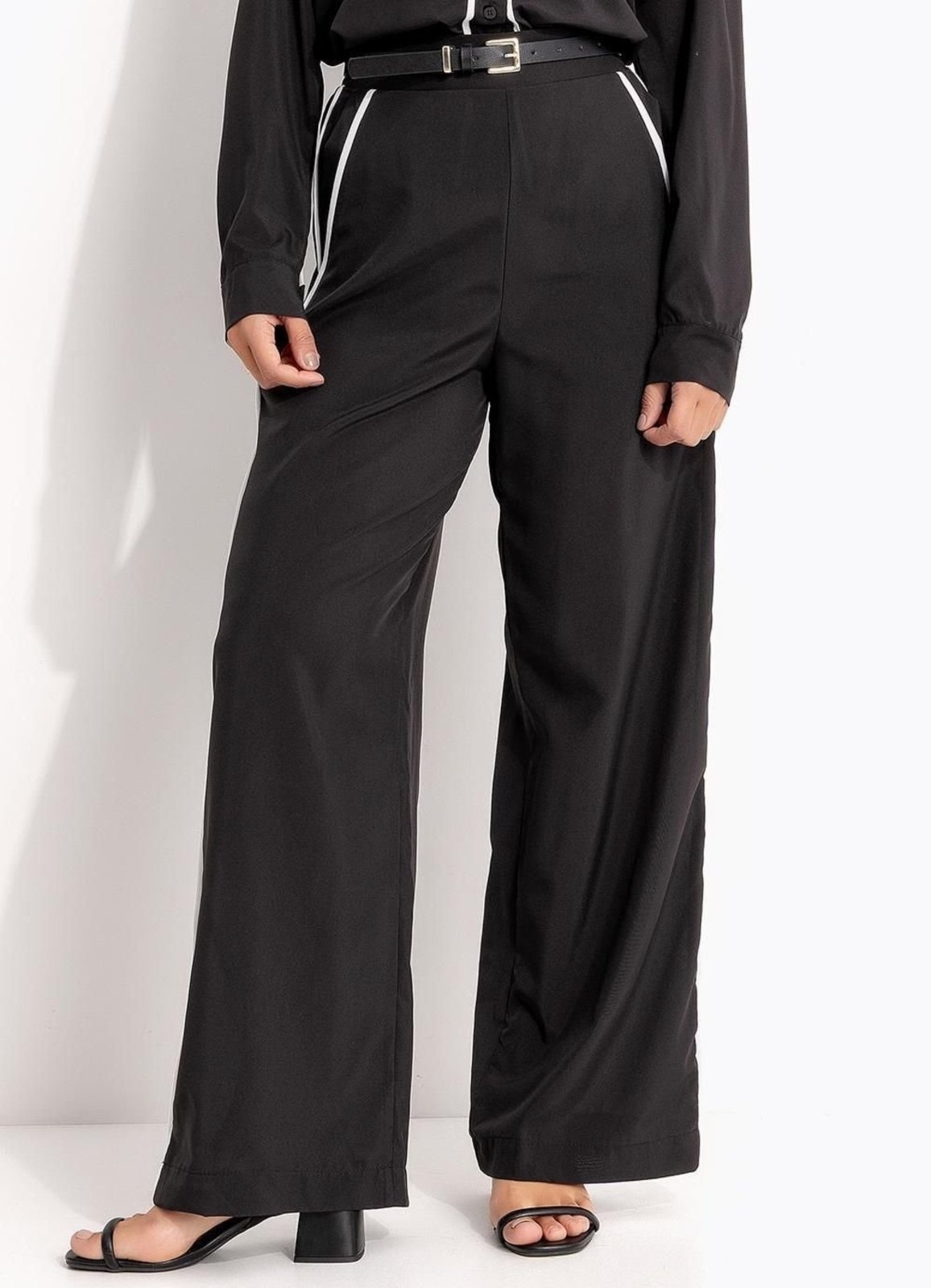 Imagem principal Calça Reta Poliéster Quintess Preta Quintess preto