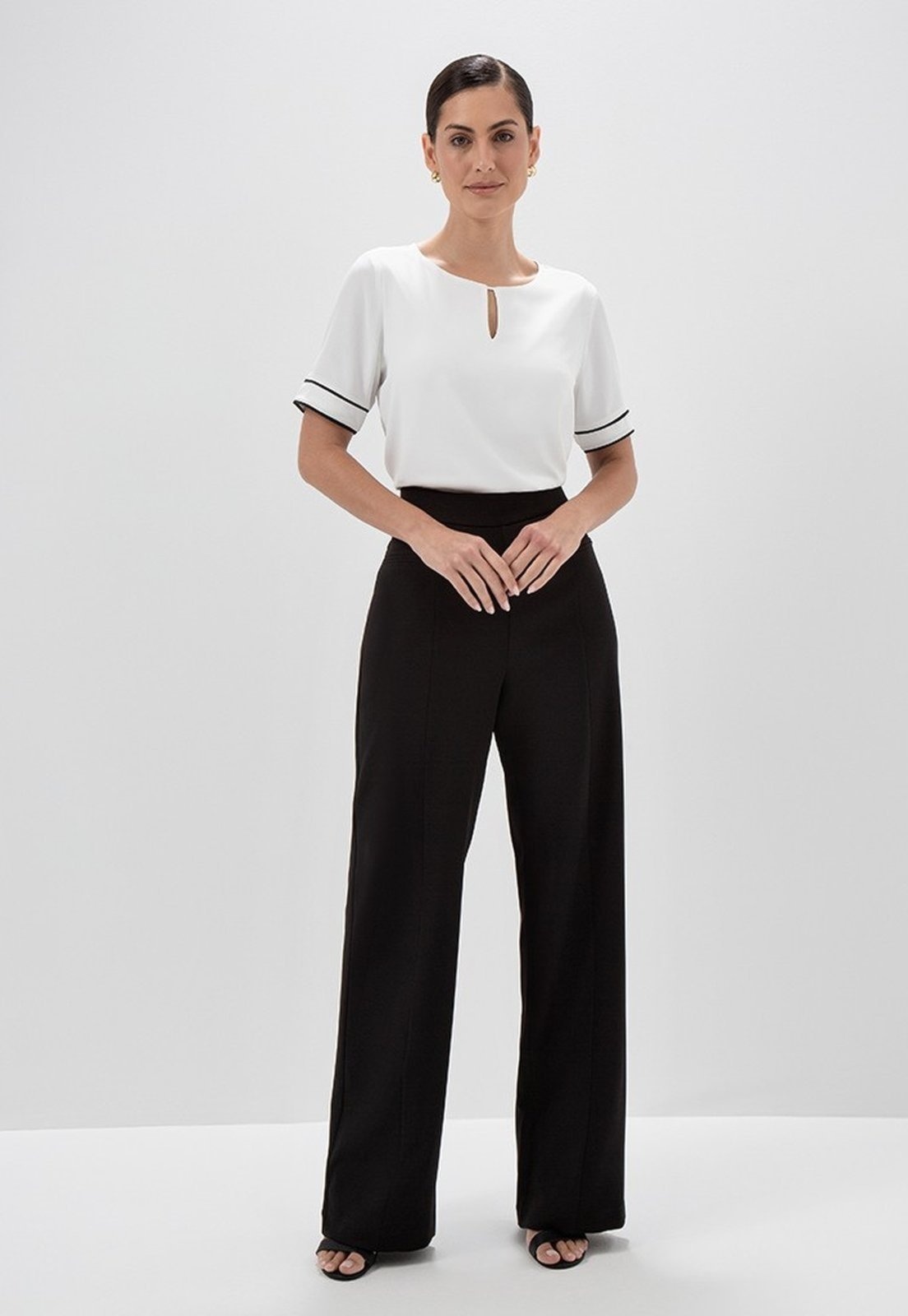 Imagem principal Calça Wide Leg de Alfaiataria Preta Rosita Principessa preto